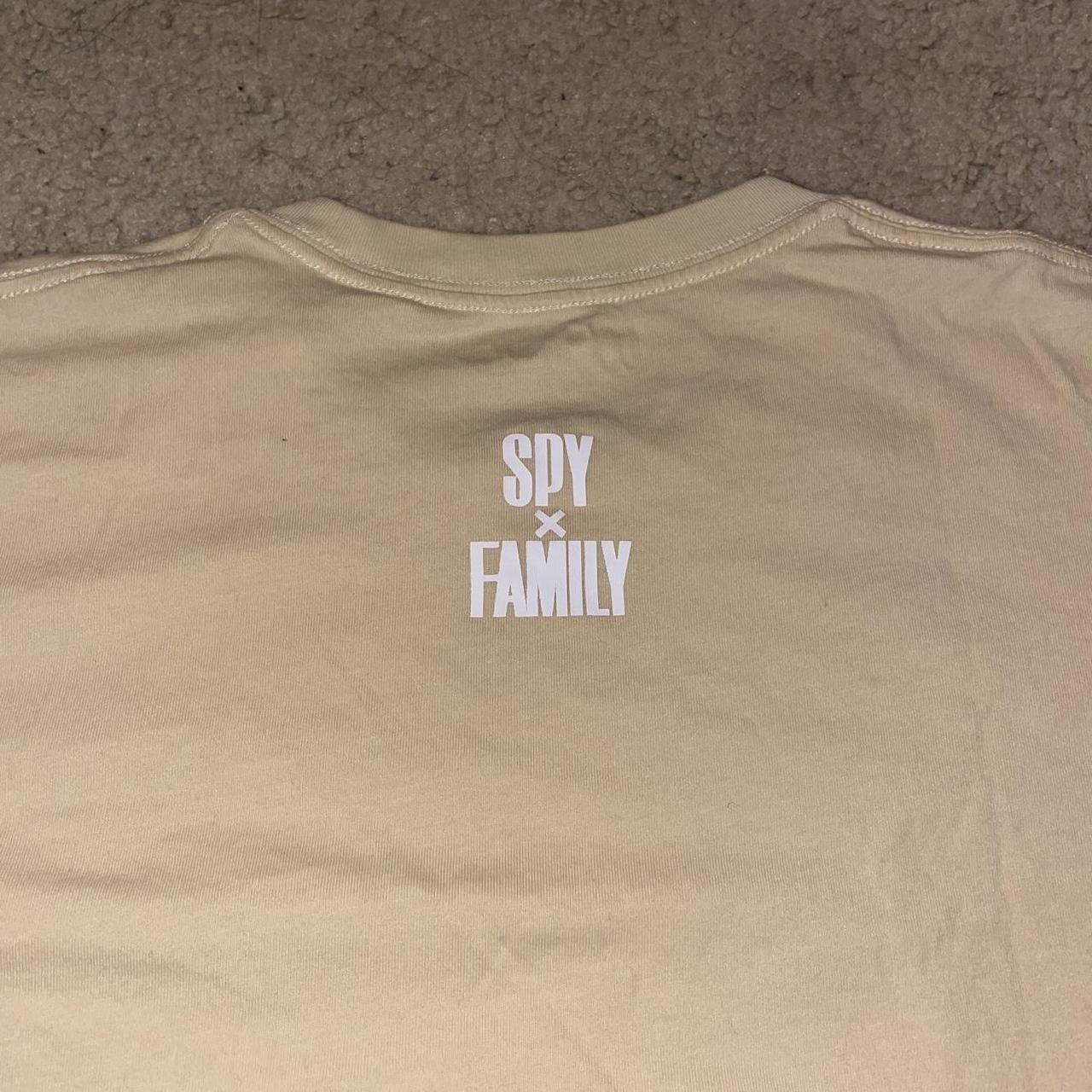 Uniqlo Spy x Family x Uniqlo Anya elegant pocket anime t shirt Size US M / EU 48-50 / 2 - 5 Thumbnail