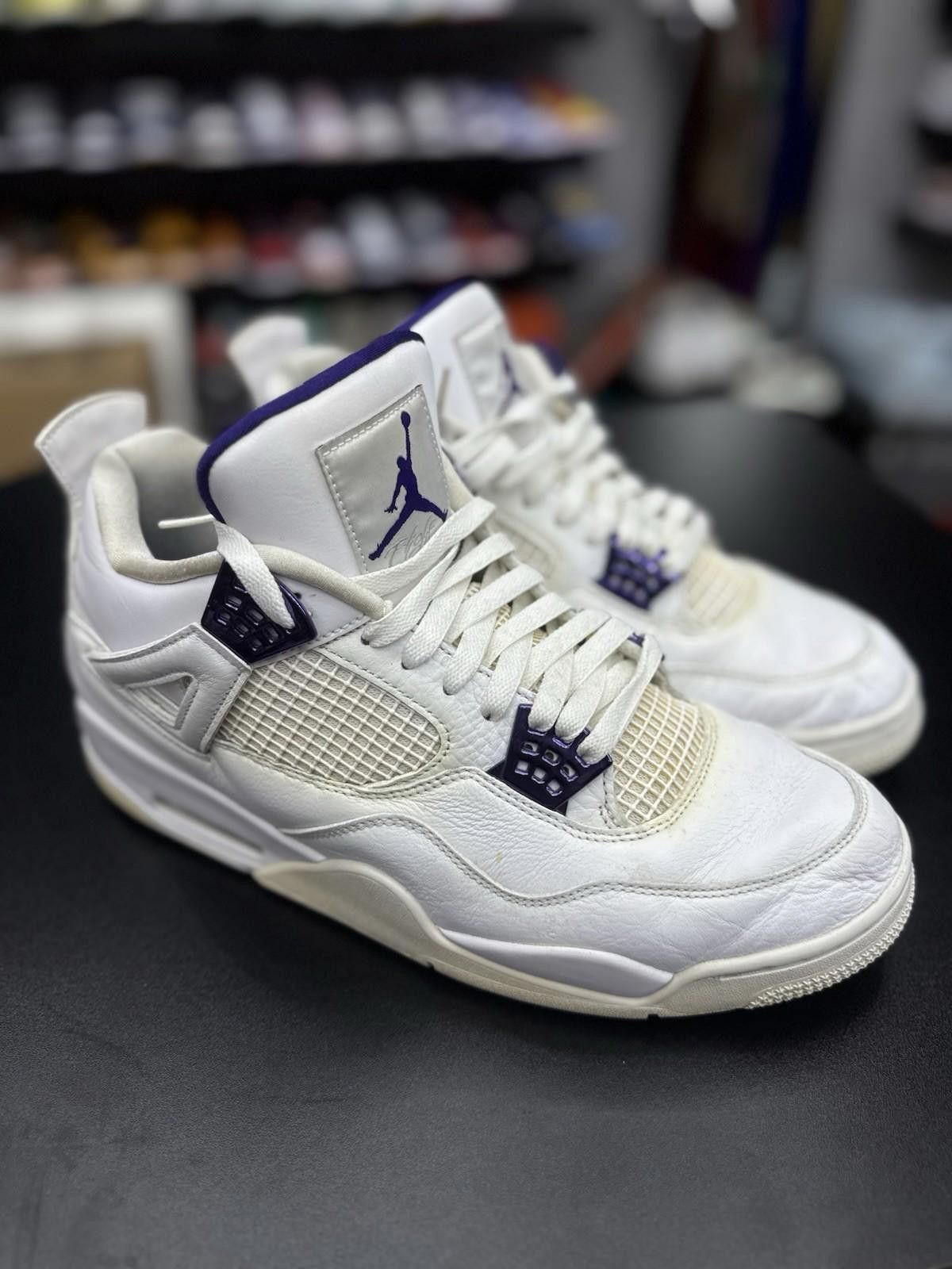 Jordan Brand Size 13 Men Jordan 4 Retro Metallic Purple Pre Owned Size US 13 / EU 46 - 12 Thumbnail