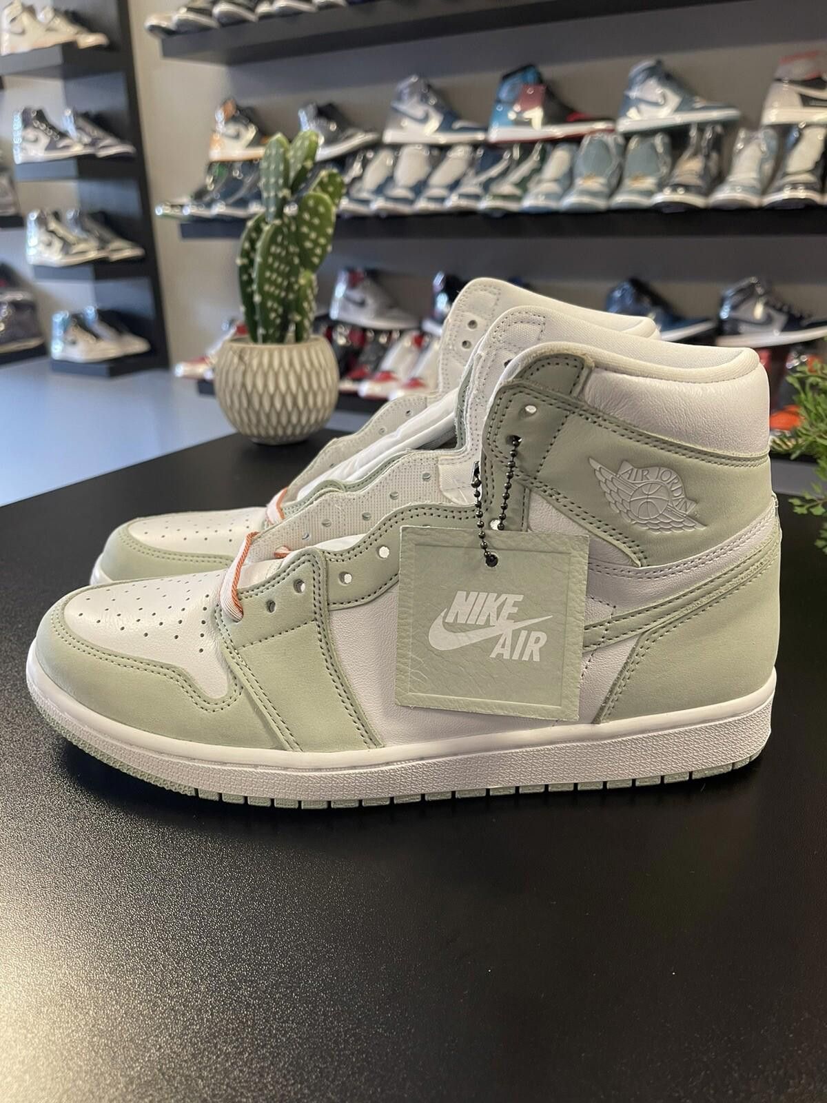 Jordan Brand Size 10.5w - Jordan 1 Retro High OG Seafoam 2021 CD0461-002 Size US 10.5 / IT 40.5 - 1 Thumbnail