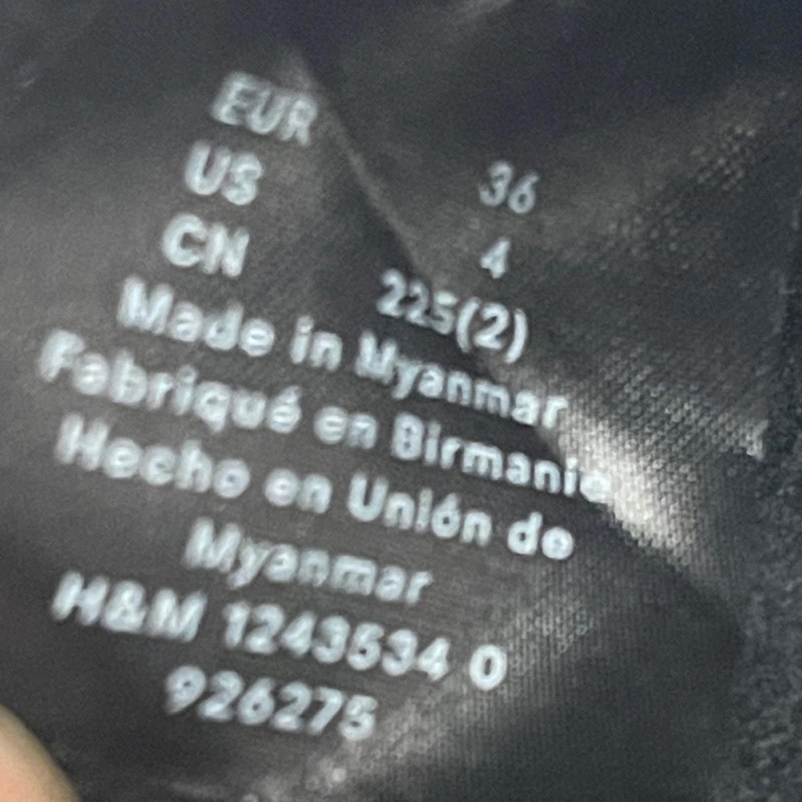 H&M H&M Men's Black Chelsea Boots in size 4 NWOT Size US 9 / EU 42 - 7 Thumbnail