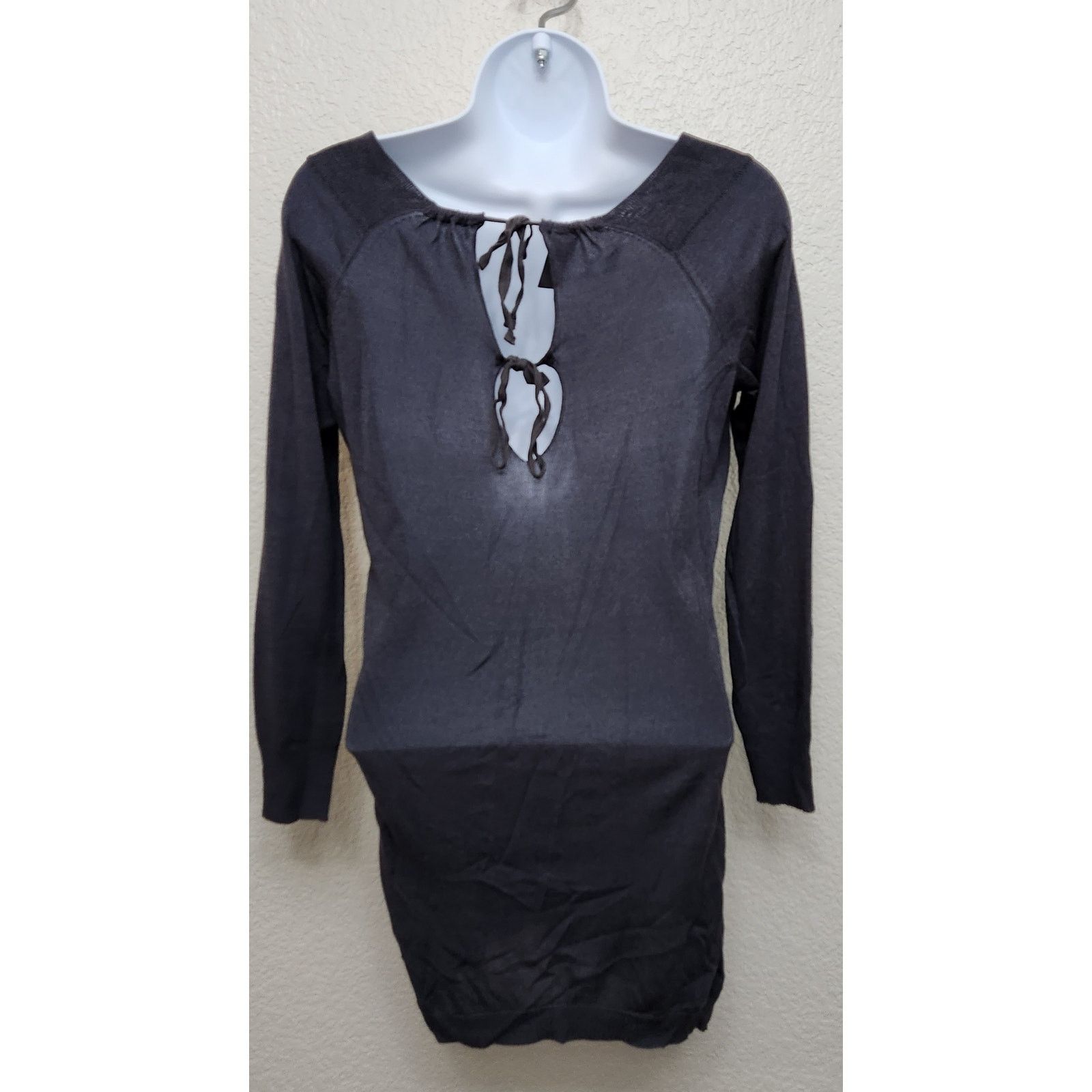 Other Gotha Gray Charcoal Pleated V Neck Tie Back Closure Top S Size S / US 4 / IT 40 - 4 Thumbnail