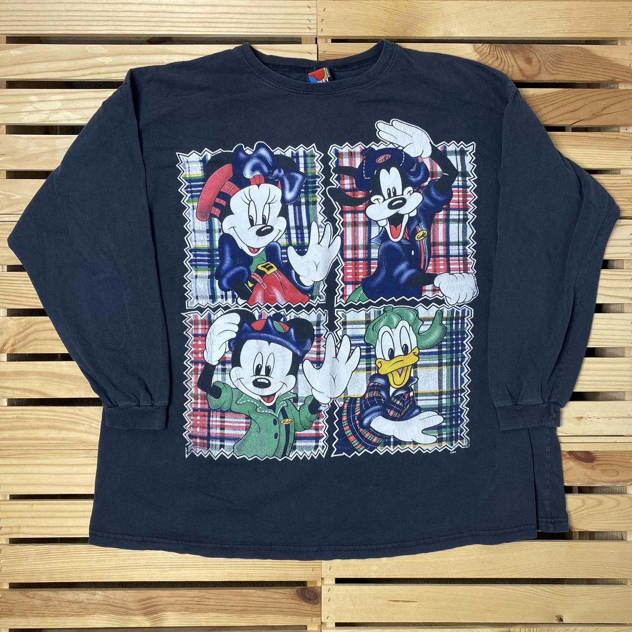 Disney Vintage Disney Characters Faded Black Cartoon Tee Size 2XL Size US XXL / EU 58 / 5 - 1 Thumbnail