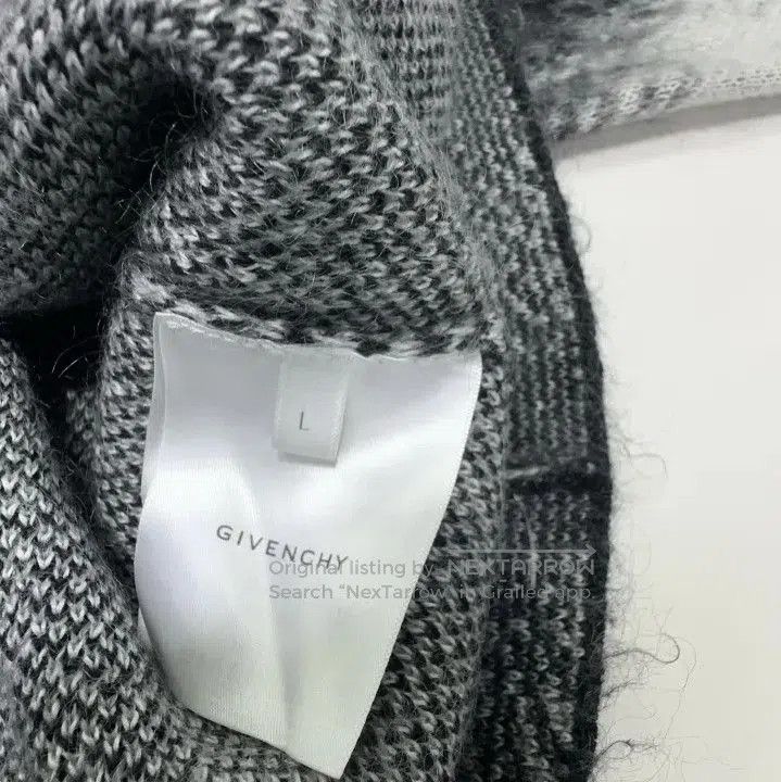 Givenchy Givenchy SS23 Color Block Crewneck Sweater. Size US L / EU 52-54 / 3 - 5 Thumbnail