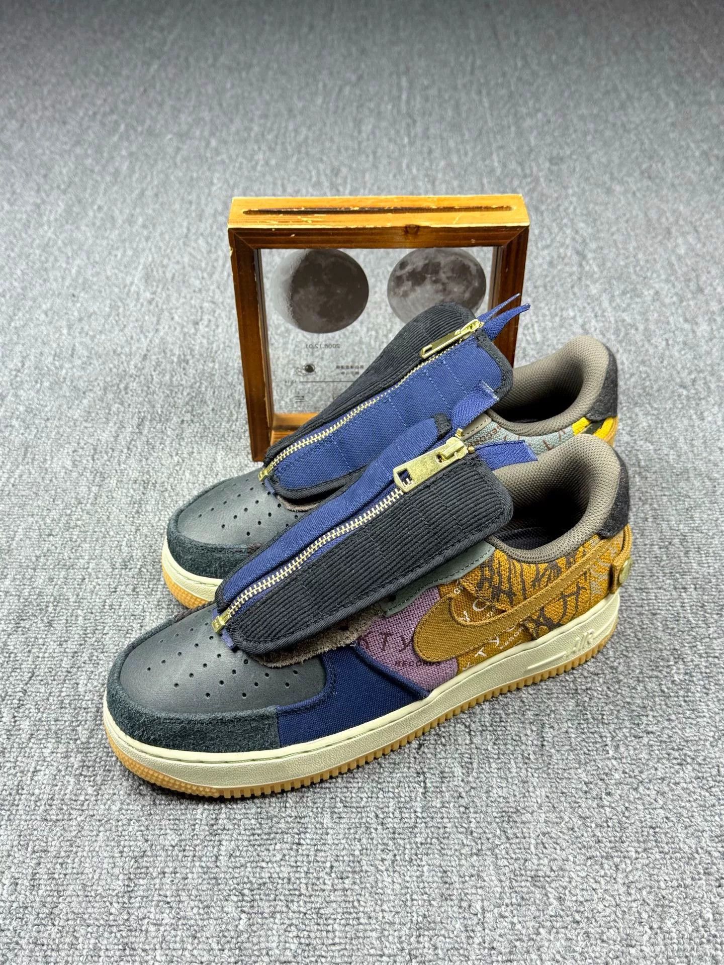 Adidas Adidas AF1 Lowtop Sneakers 9 Men Size US 9 / EU 42 - 1 Thumbnail