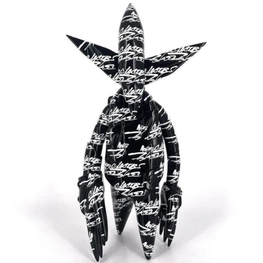 Futura Futura 2000 Marc Jacobs point man Art toy limited edition Size ONE SIZE - 1 Thumbnail