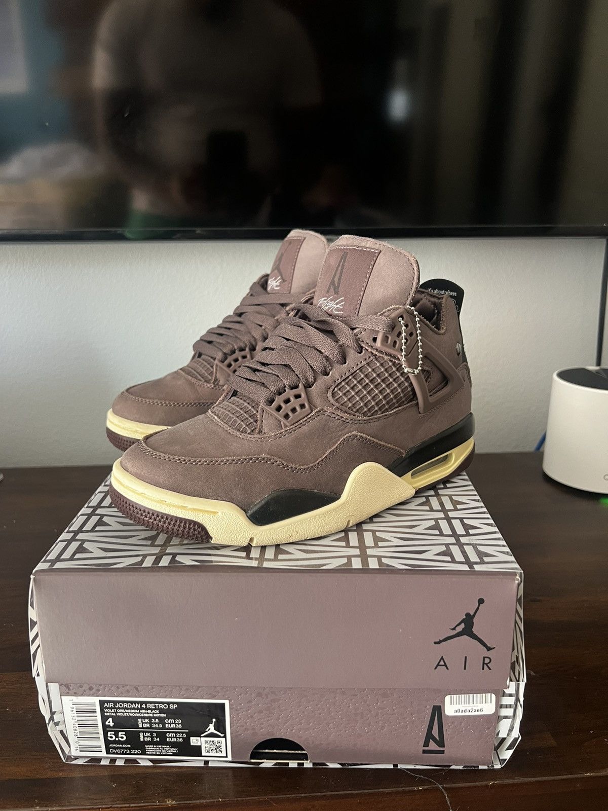 A Ma Maniere × Jordan Brand Jordan 4 Retro SP A Ma Maniére Violet Ore size 4 Size US 5 / EU 37 - 2 Thumbnail