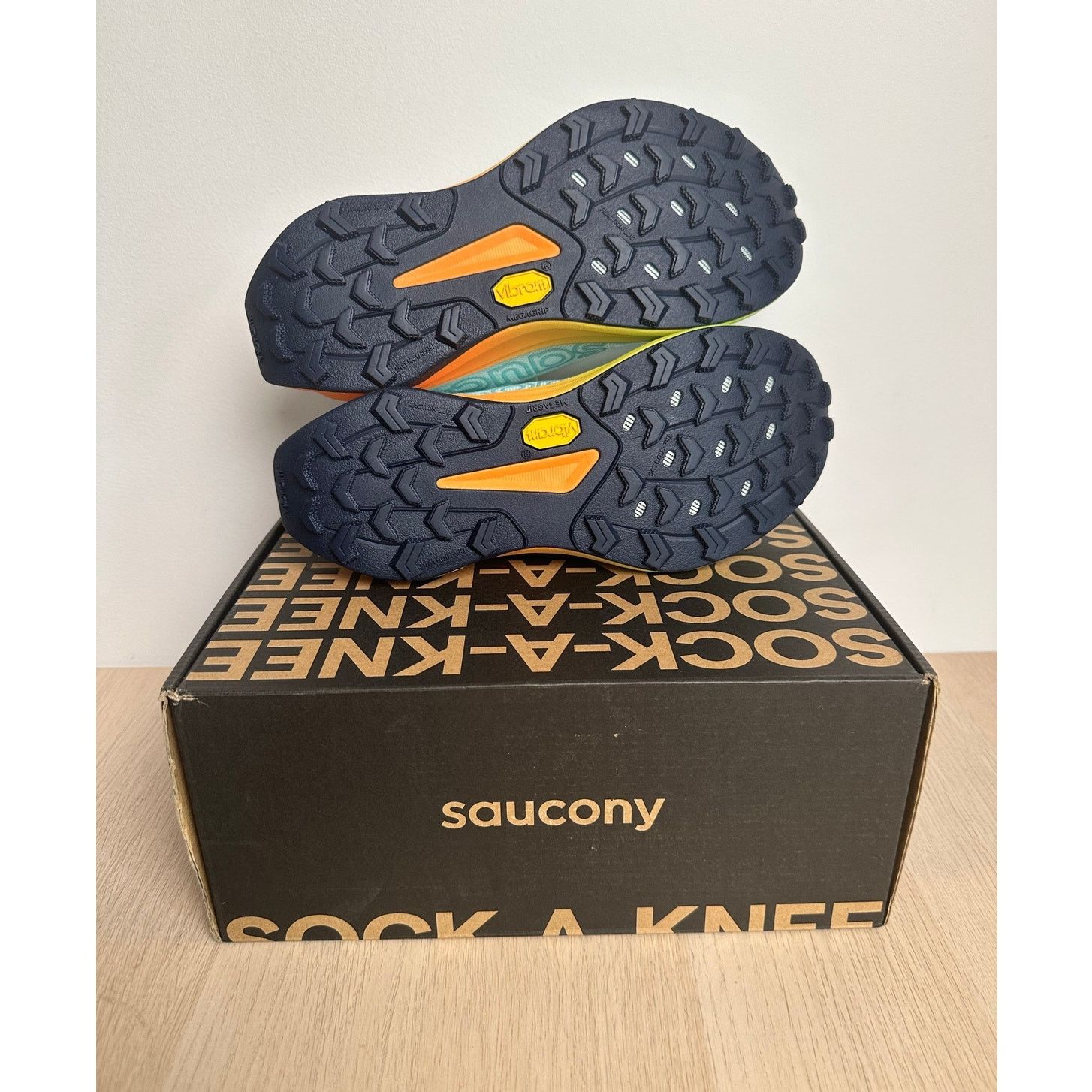 Saucony Saucony Peregrine 16 Blue Running Sneaker -New Sample -7.5 W Size US 7.5 / IT 37.5 - 5 Thumbnail