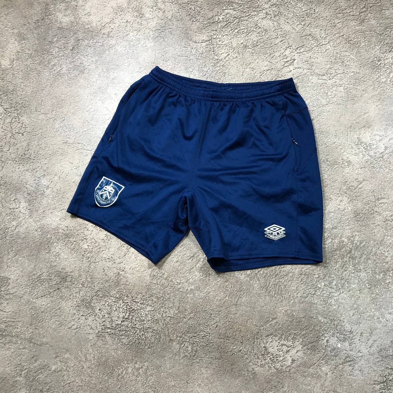 Umbro vintage Umbro shorts swoosh streetwear japan Y2K Size US 28 / EU 44 - 2 Thumbnail