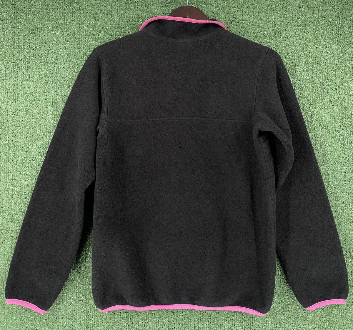 Patagonia VTG Patagonia Synchilla Snap T Black & Pink Fleece Jacket Size S / US 4 / IT 40 - 6 Thumbnail