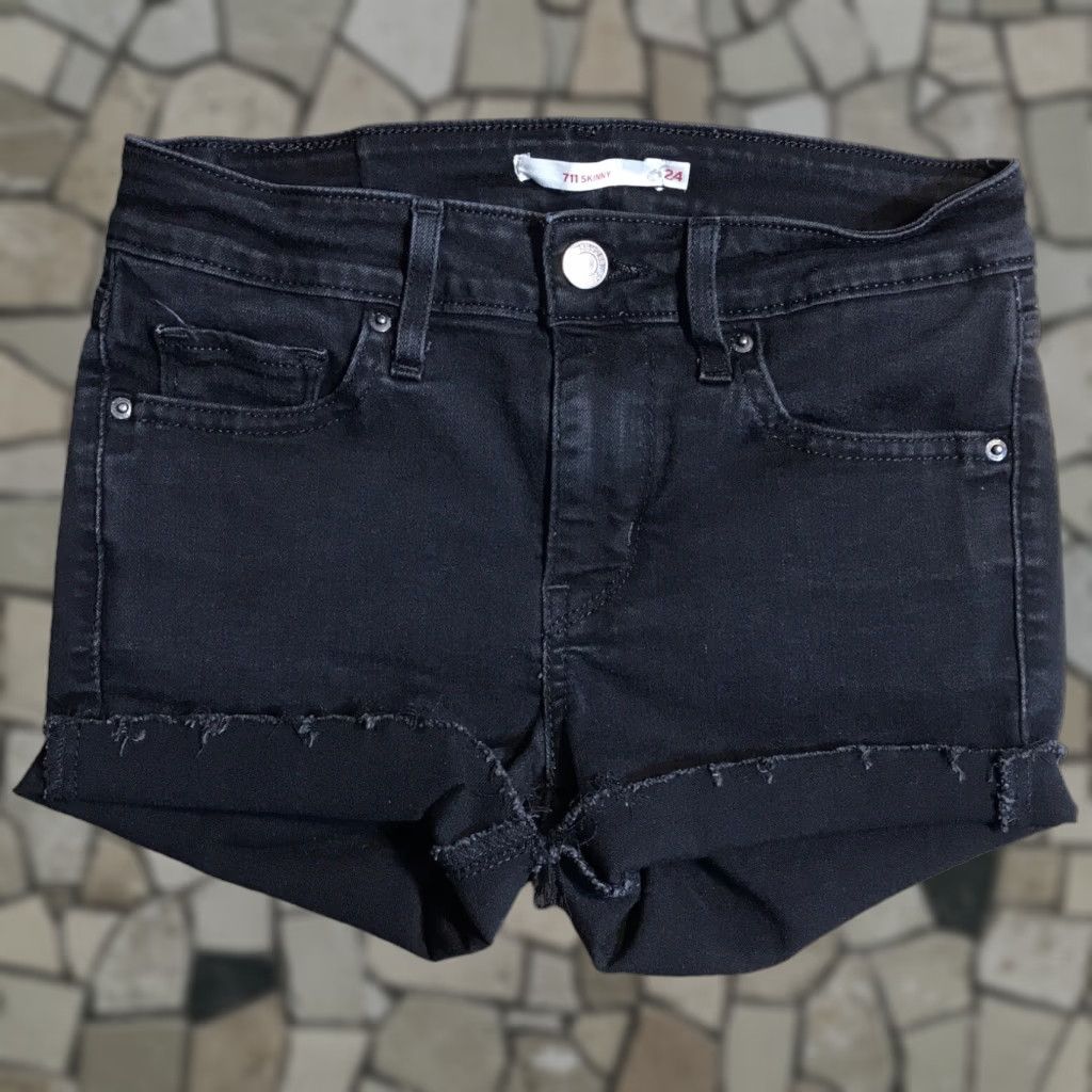 Levi's Levis Classic Cuffed Denim Black Cut Off Shorts Raw Hem Zip Fly Womens Tag 24 Regular 5-Pocket Denim Vintage No 90s Theme Women Size 42" / US 20 - 1 Thumbnail