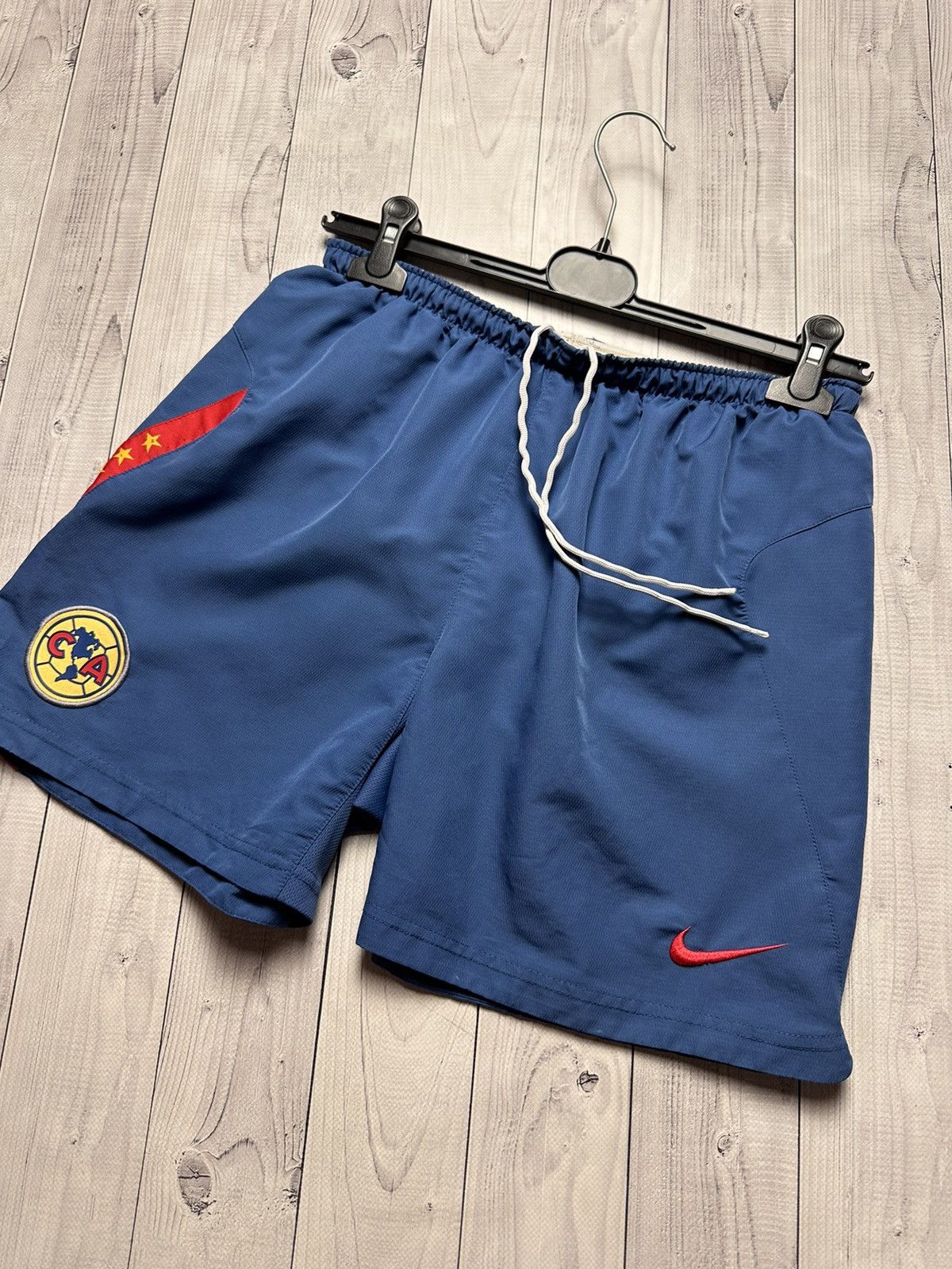 Nike × Vintage Vintage Nike soccer shorts club America size Xs rare Size US 28 / EU 44 - 2 Thumbnail