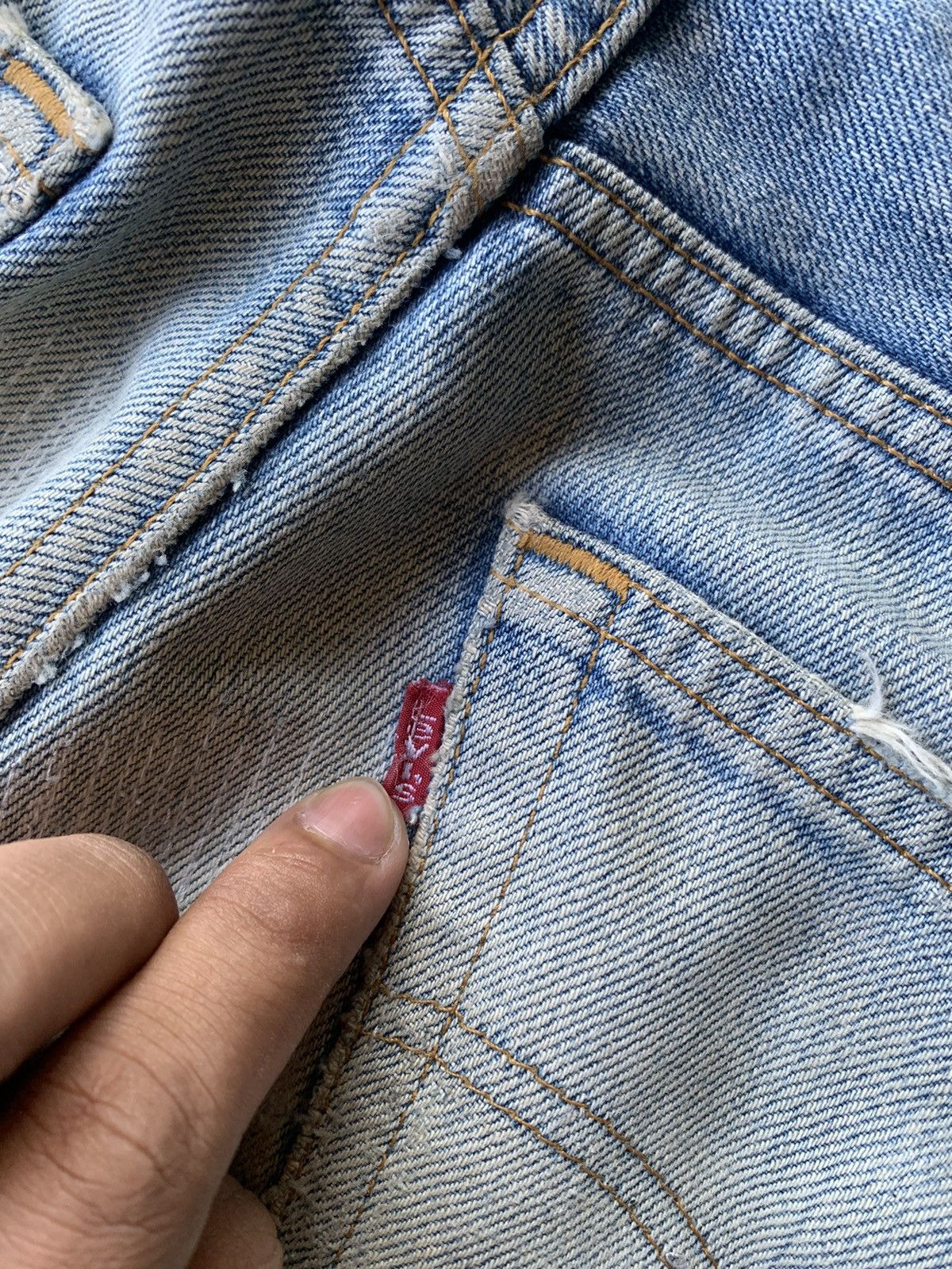 Levi's Vintage Levi’s 501 Ripped Paint Splatter jeans Size US 32 / EU 48 - 8 Thumbnail