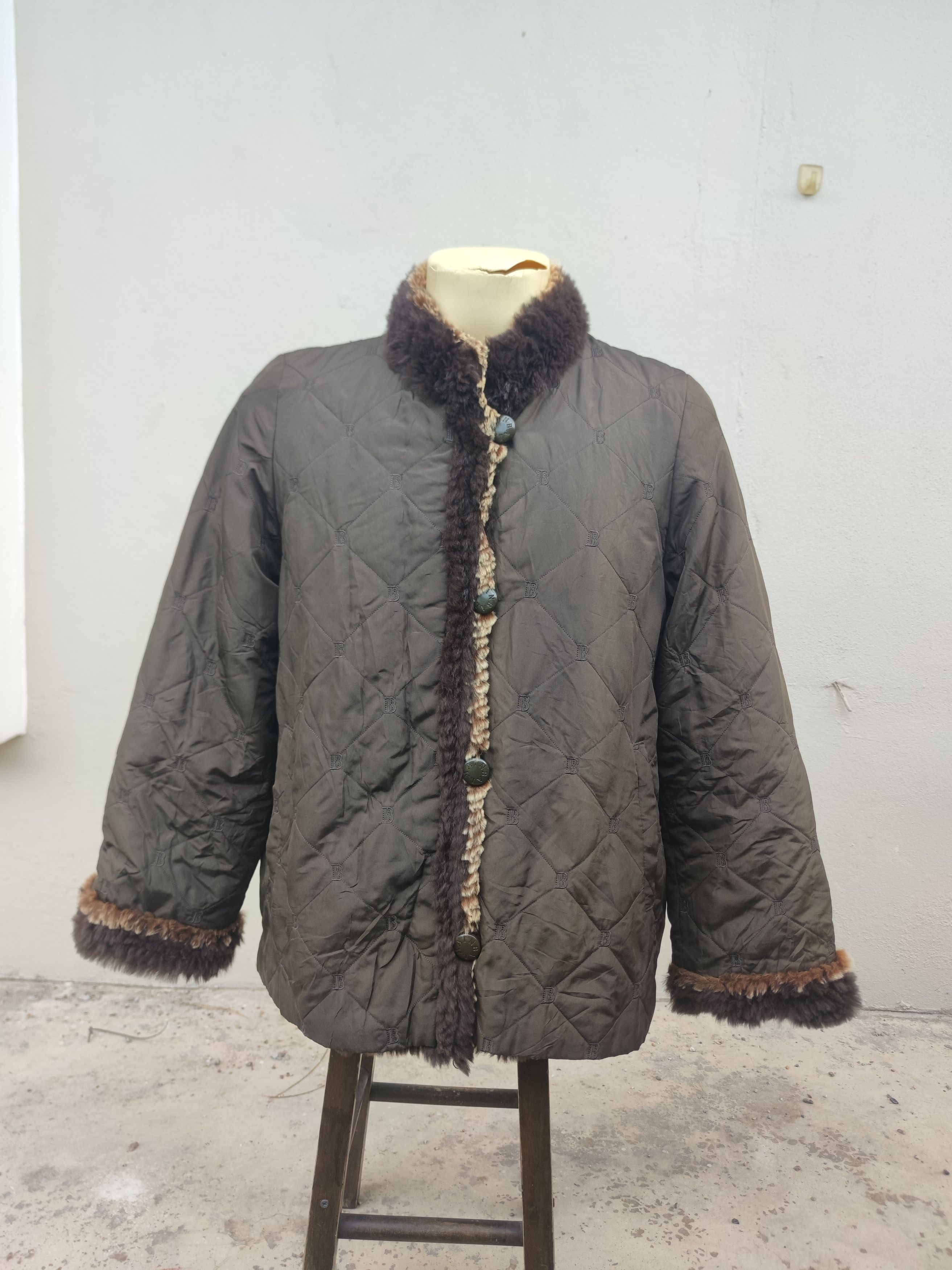 Balmain Balmain Paris Spanish Rabbit Fur Reversible Jacket Size XL / US 12-14 / IT 48-50 - 16 Thumbnail