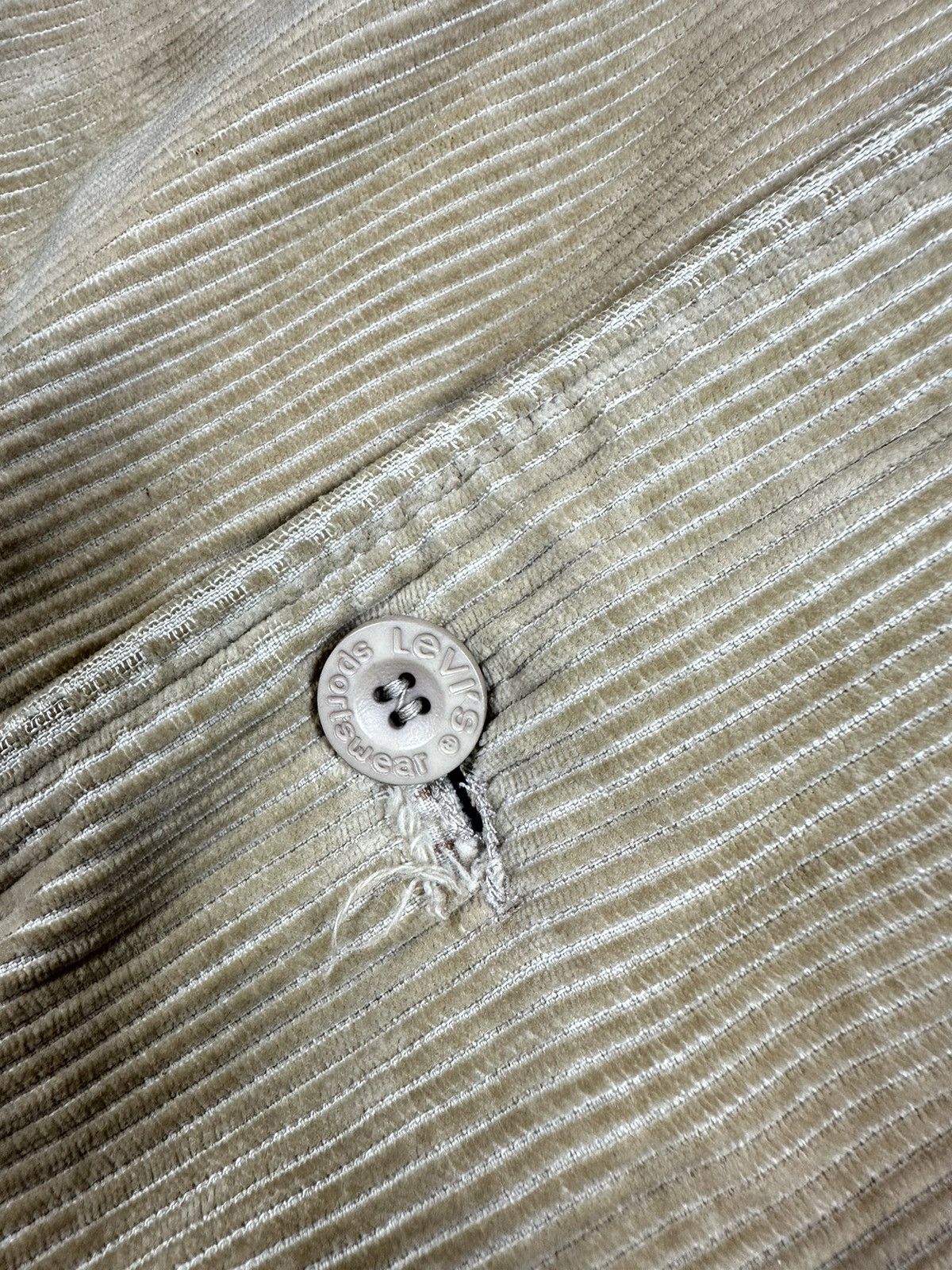 Levi's Vintage Levi’s Corduroy Trucker Jacket Mede in Italy 1979 Size US M / EU 48-50 / 2 - 11 Thumbnail