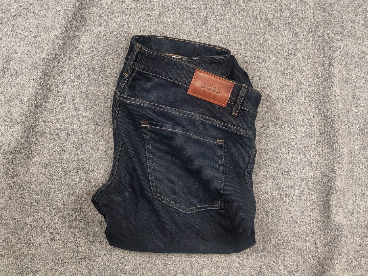 Hugo Boss Hugo Boss Delaware 3 slim fit Dark Blue Cotton Denim Jeans Size US 36 / EU 52 - 1 Thumbnail