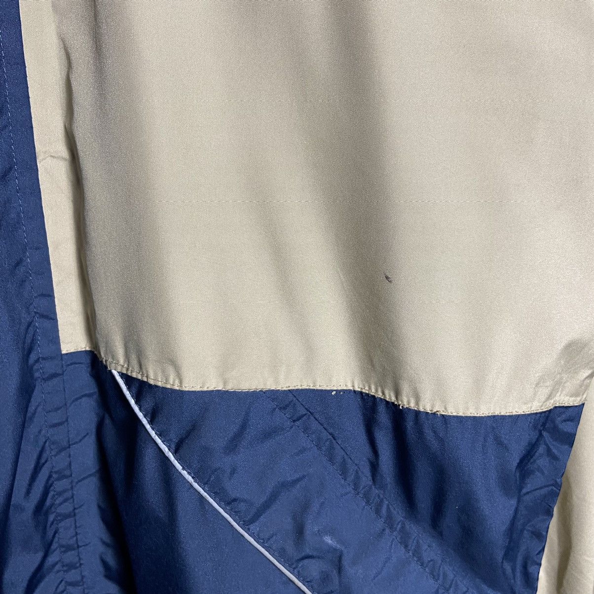 Helly Hansen × Vintage Vintage 90s Helly Hansen Windbreaker Hoodie Jacket Size US L / EU 52-54 / 3 - 9 Thumbnail