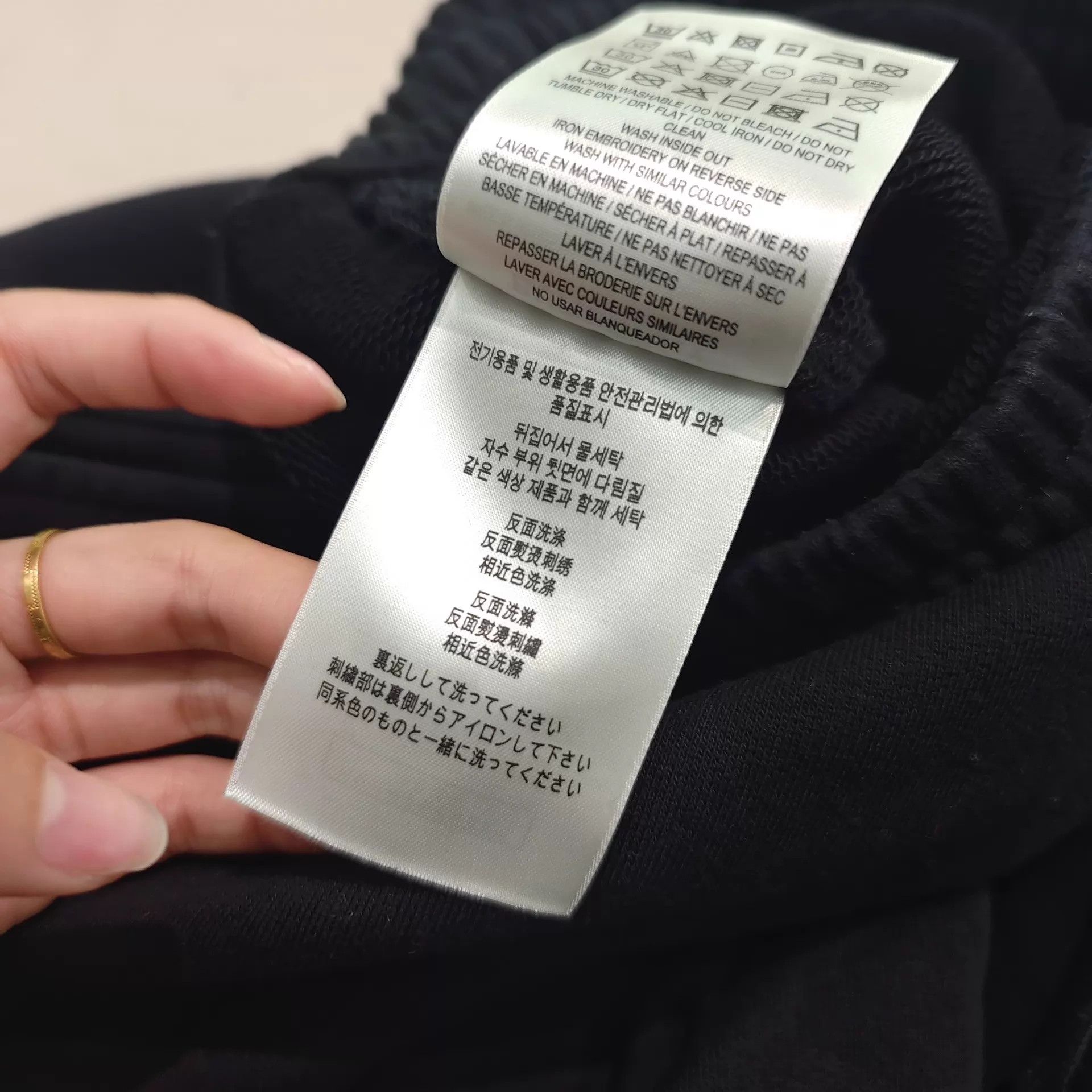 Burberry Burberry 99 New Embroidered Logo Short M Size US 31 - 7 Thumbnail