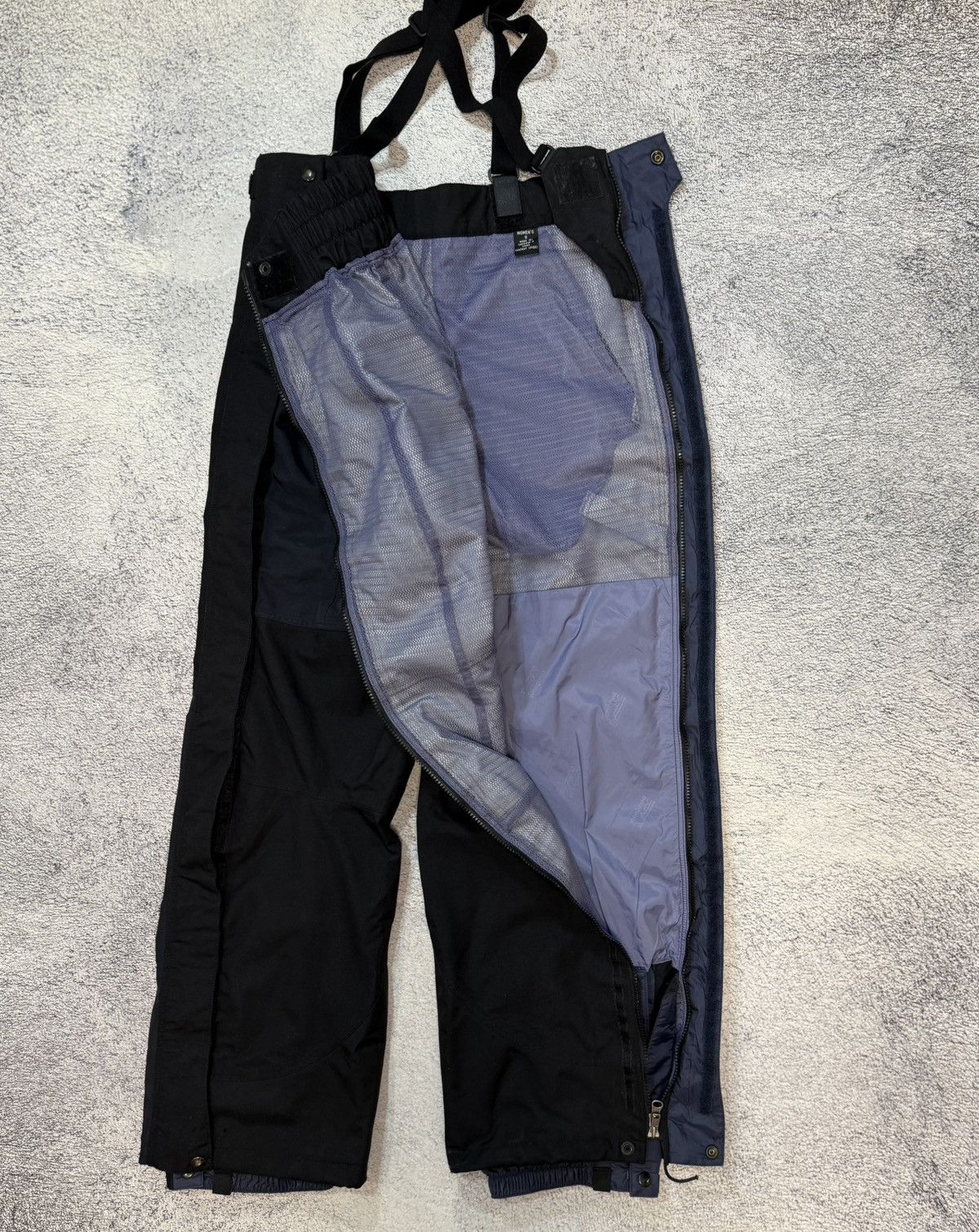 Patagonia Patagonia Womens Ski Snow Pants Bibs Waterproof Black Size 8 Size 30" / US 8 / IT 44 - 8 Thumbnail