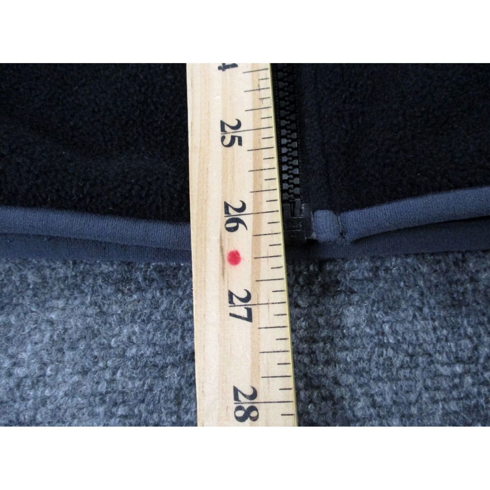 Patagonia Patagonia Vest Jacket Mens S Black Synchilla Fleece Zip Full Zip Pockets Hiking 90s Windbreaker Size US S / EU 44-46 / 1 - 4 Thumbnail