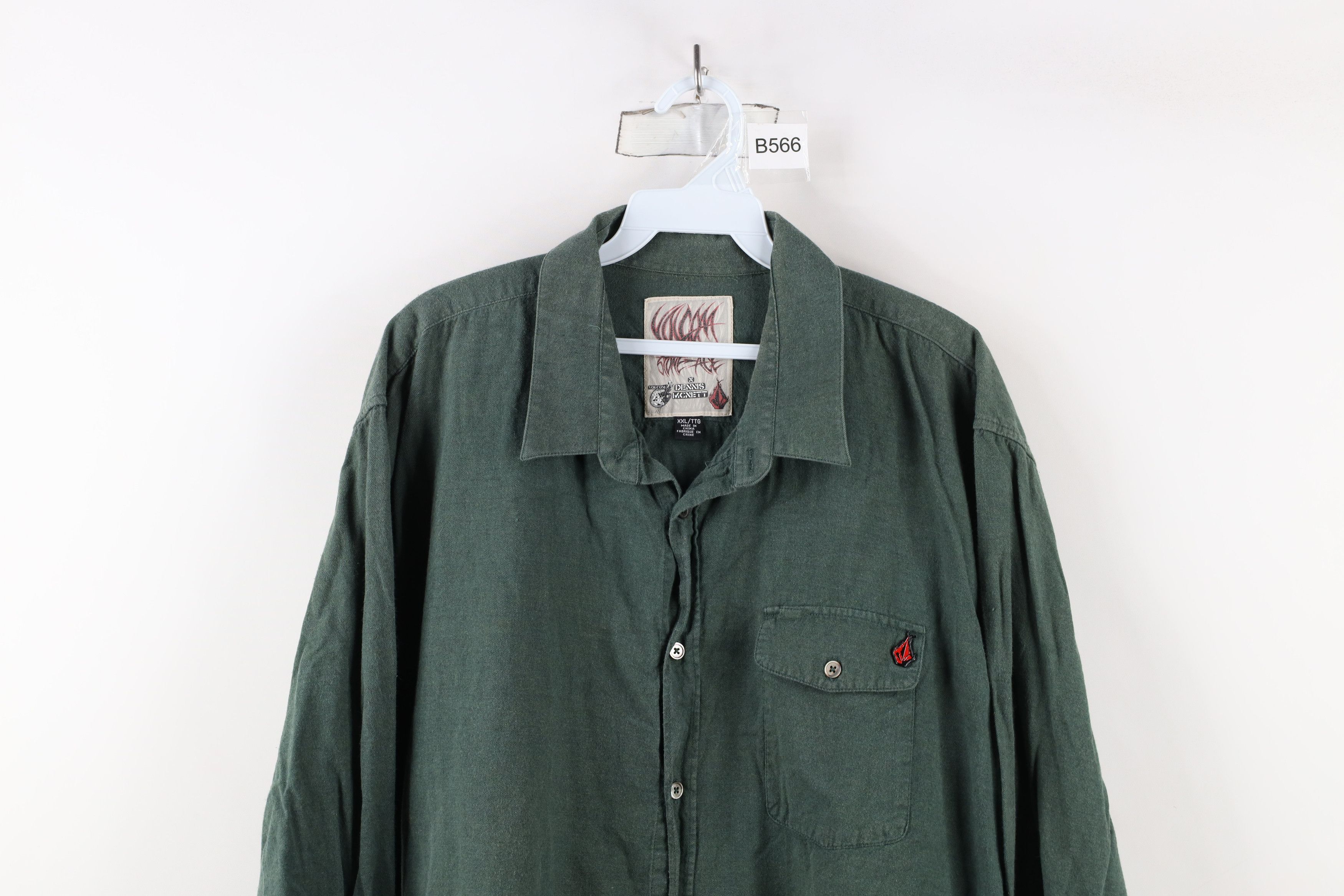 Vintage × Volcom Vintage Volcom x Dennis McNett Flannel Collared Button Shirt Size US XXL / EU 58 / 5 - 2 Thumbnail