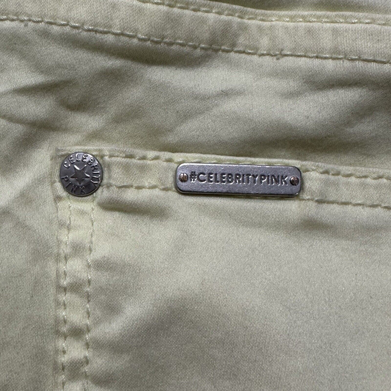 Other Celebrity Pink 7 / 28 Jean Shorts 3" Inseam Yellow Size 32" / US 10 / IT 46 - 12 Thumbnail