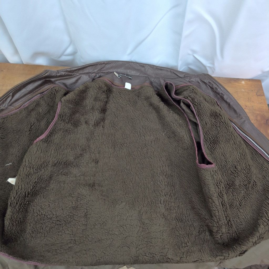 Sears Men's Vintage Brown Leather Insulated Jacket, 44 Size US L / EU 52-54 / 3 - 7 Thumbnail