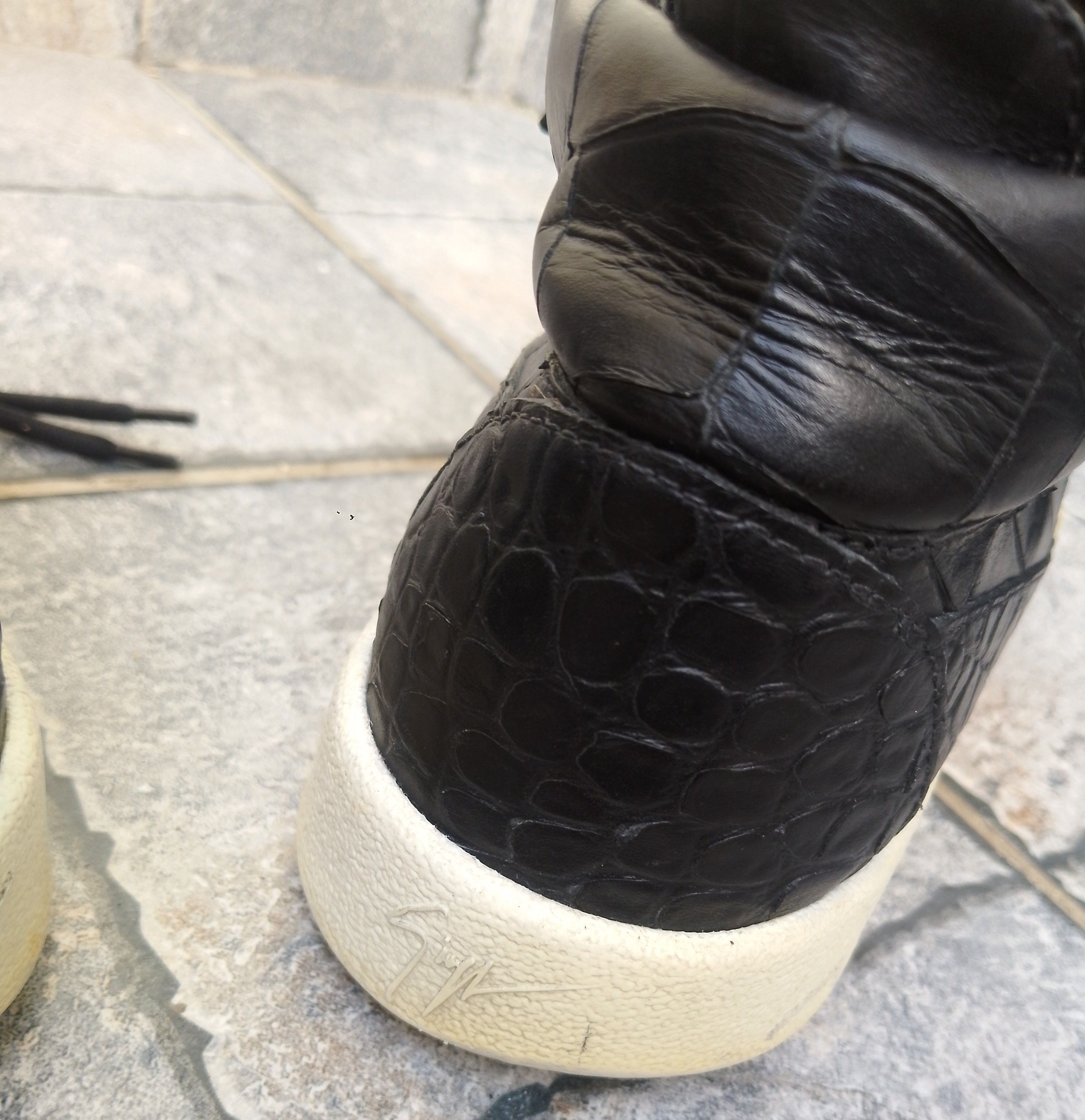 Giuseppe Zanotti Black crocodile embossed leather sneakers Size US 10.5 / EU 43-44 - 21 Thumbnail