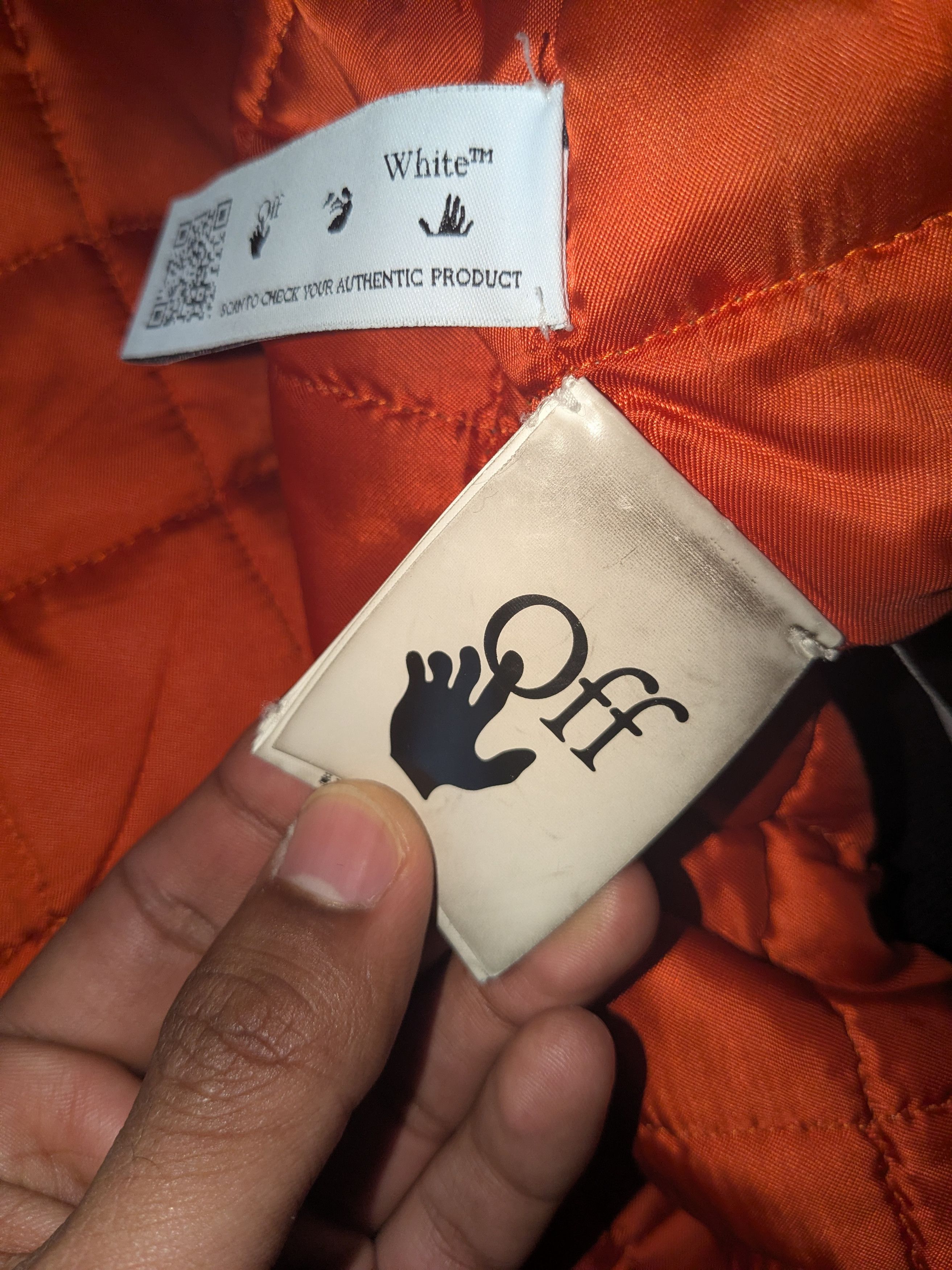 Off-White OFF-WHITE "WAVY" OVERSIZED BOMBER Size US L / EU 52-54 / 3 - 6 Thumbnail
