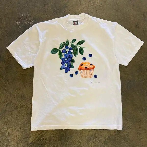 Japanese Brand VIBE White casual retro blueberry cake print t-shirt Size US M / EU 48-50 / 2 - 3 Thumbnail