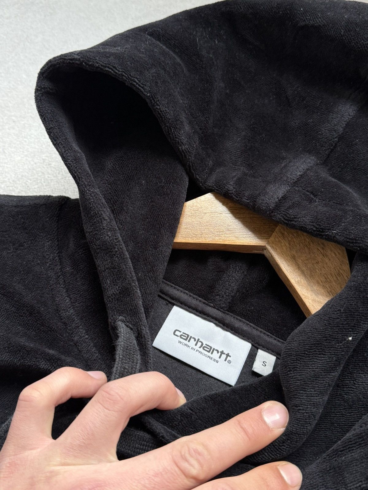 Carhartt CARHARTT HOODIE VELOURS BLACK PULOVER MENS HOODED Y2K CASUAL Size US S / EU 44-46 / 1 - 5 Thumbnail