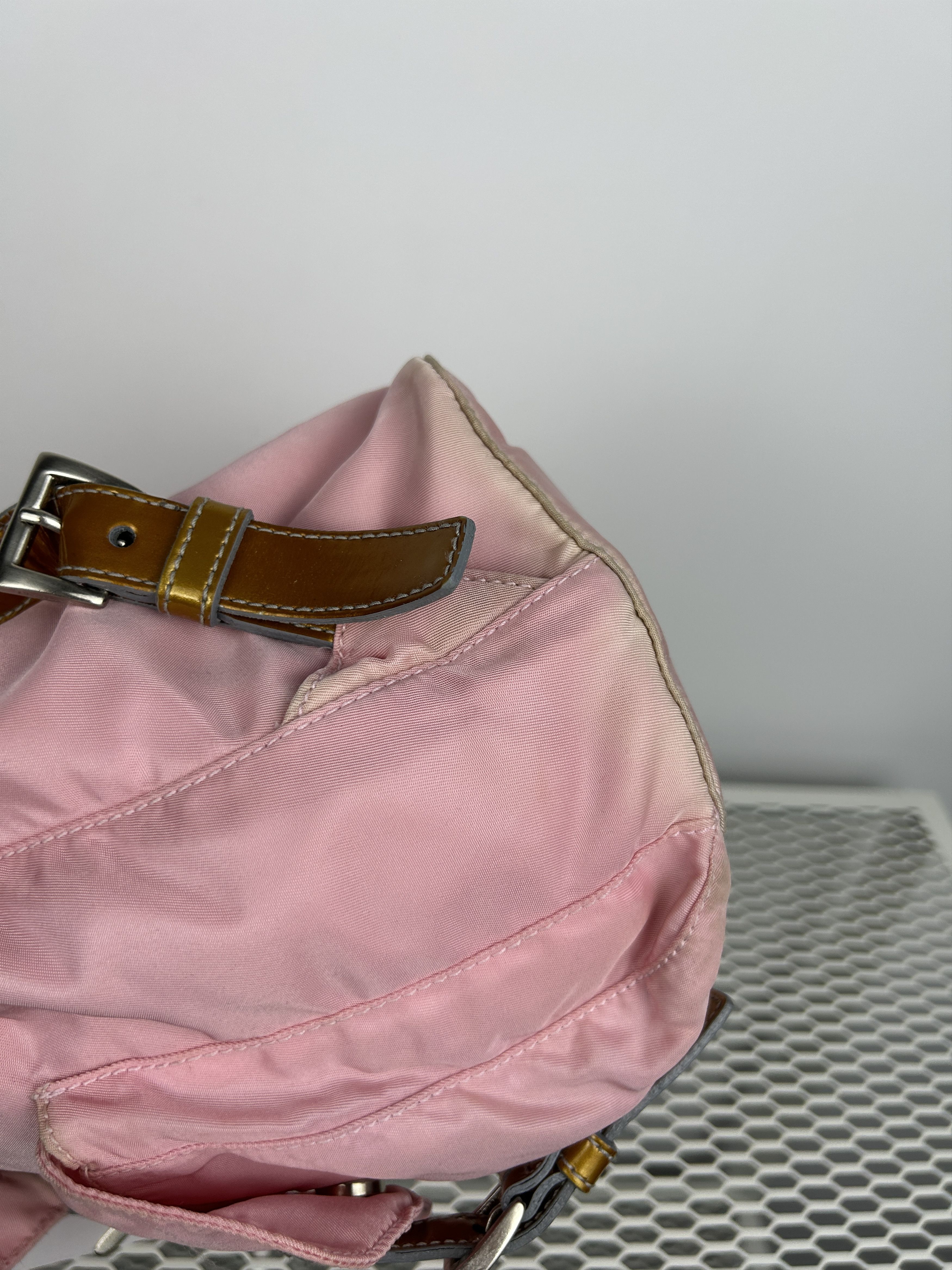 Prada Prada nylon triangle logo pink backpack Size ONE SIZE - 16 Thumbnail