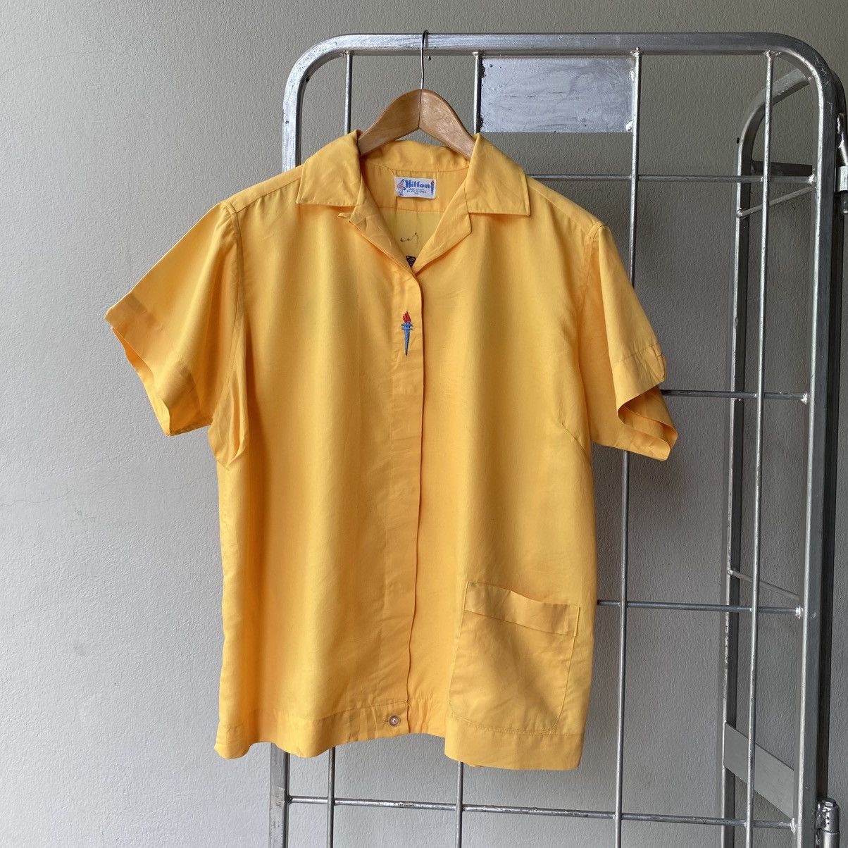 Other Hilton Yellow Short-Sleeve Bowling Shirt Size XS / US 0-2 / IT 36-38 - 12 Thumbnail