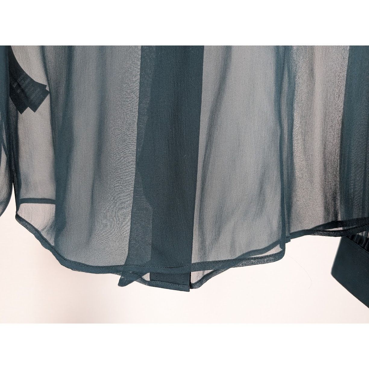 Saint Laurent Paris o1rshd1 Crepee De Soie Blouse in Canard Size M / US 6-8 / IT 42-44 - 12 Thumbnail