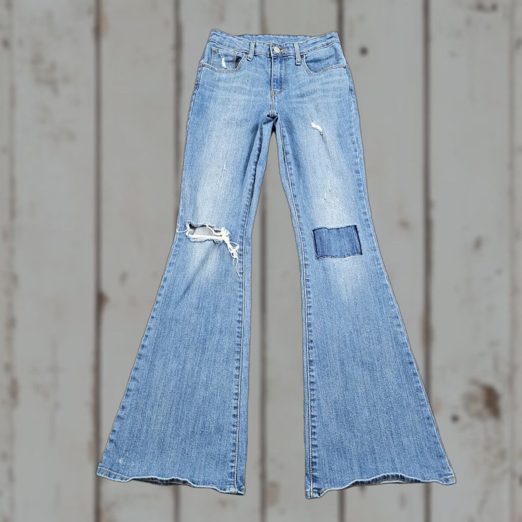 Levis Jeans Womens 26 Flare High Rise Light Wash Stretch