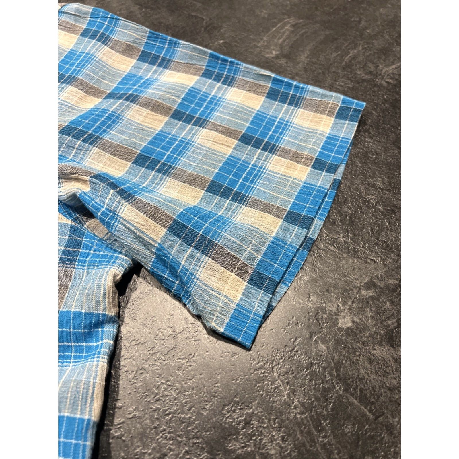 Patagonia Patagonia Organic Cotton Blue Plaid Shirt Men's XL Short Sleeve Outdoors Regular Button-Up Outdoor Size US XL / EU 56 / 4 - 2 Thumbnail