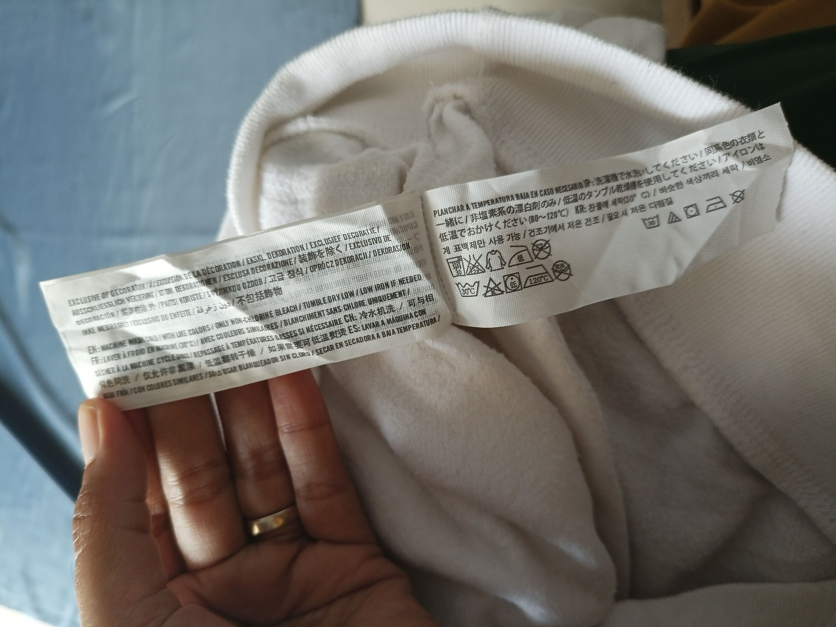 Hollister × Le Grande Bleu (L.G.B.) HOLLISTER CA 🌸 LOS ANGELES WHITE HOODIE Size US M / EU 48-50 / 2 - 13 Thumbnail