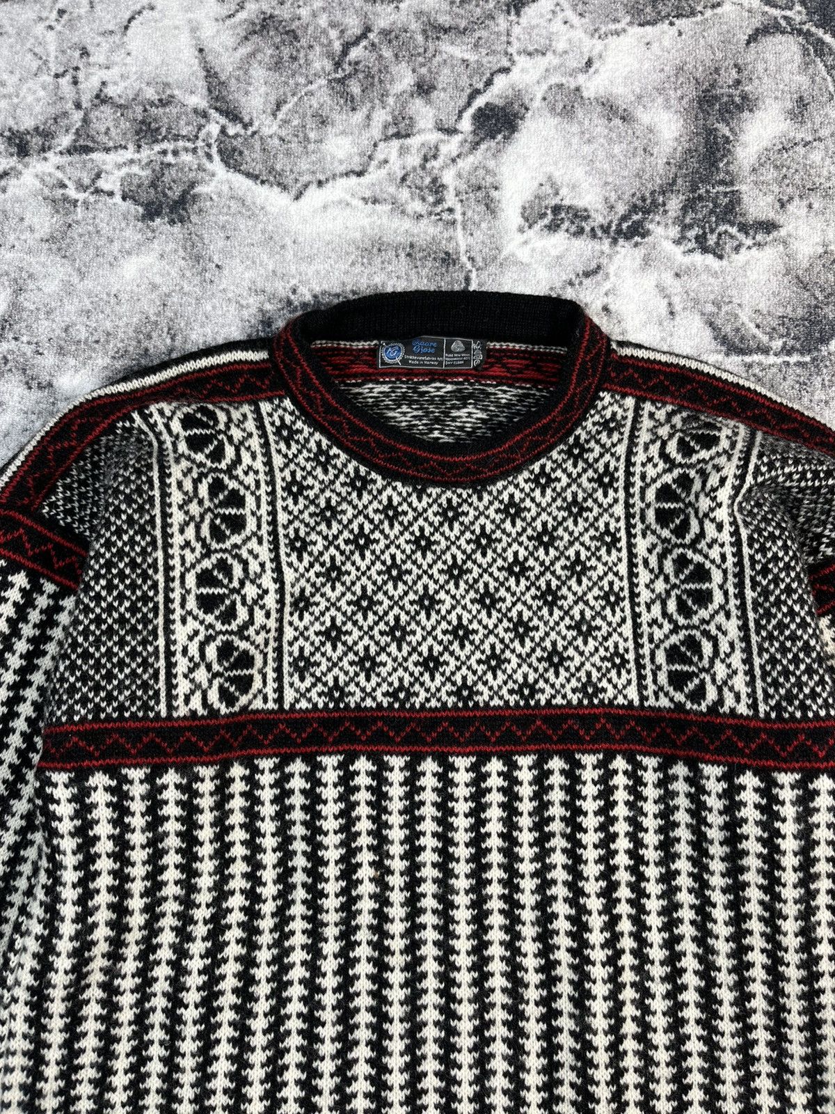 Vintage Vintage Wool Knit Sweater Made In Norway🇳🇴 Size US XL / EU 56 / 4 - 4 Thumbnail