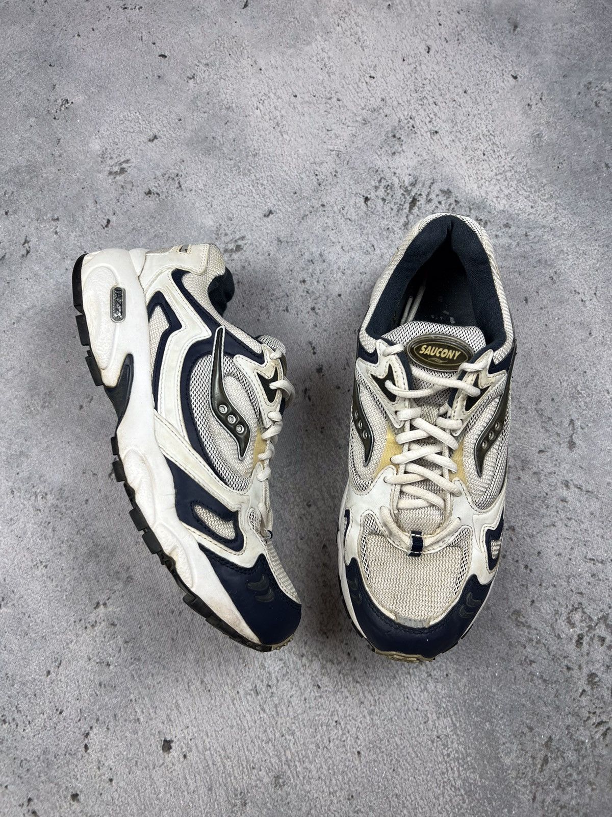 Saucony streetwear deals
