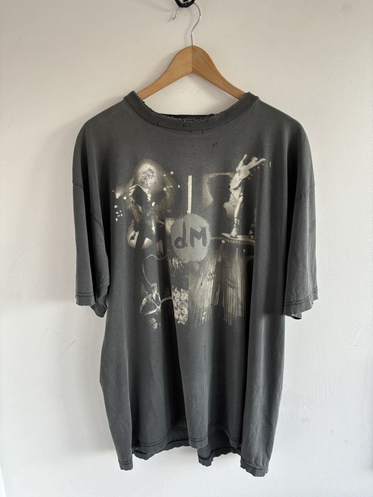 Band Tees Rare 1993 Depeche Mode Devotional Tour Tee Size US XL / EU 56 / 4 - 1 Thumbnail