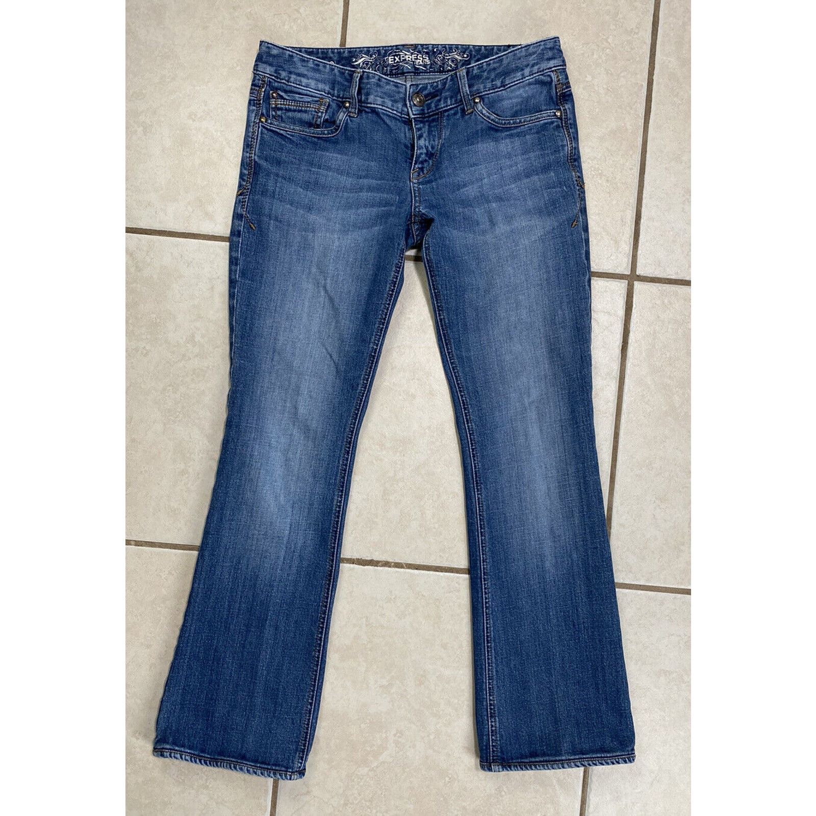 Express Express Jeans Size 6 Boot Cut Dark Wash Blue Denim Y2K Size 28" / US 6 / IT 42 - 1 Thumbnail