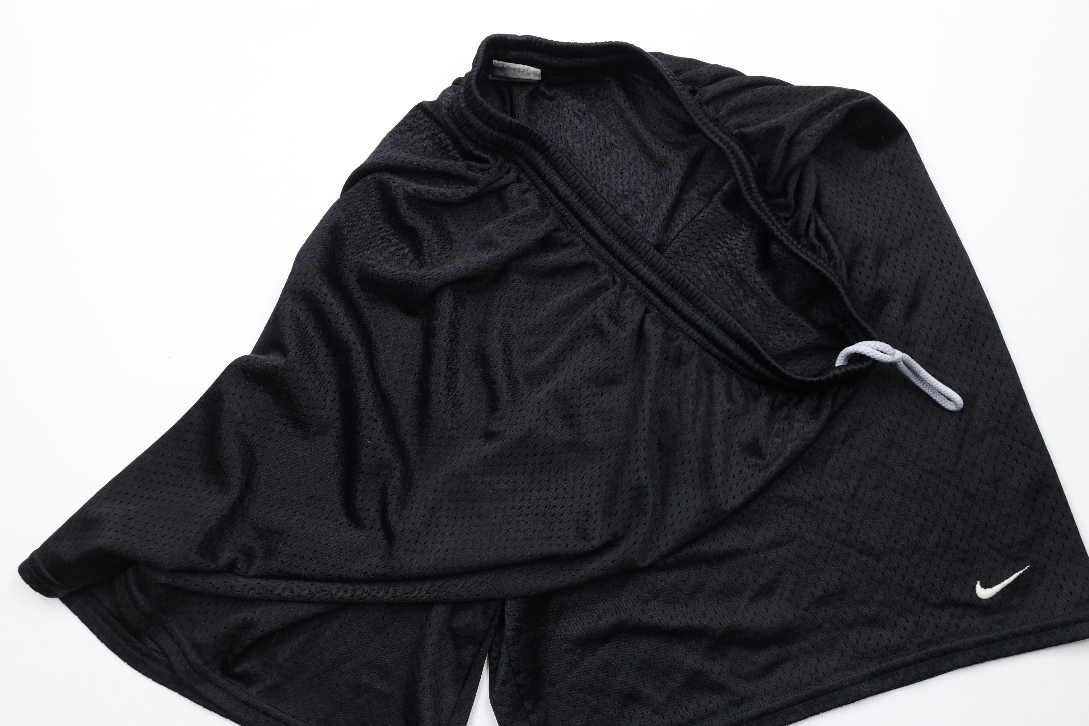 Nike × Vintage Vintage Nike Scott Mini Swoosh Above Knee Mesh Shorts Black Size US 34 / EU 50 - 6 Thumbnail