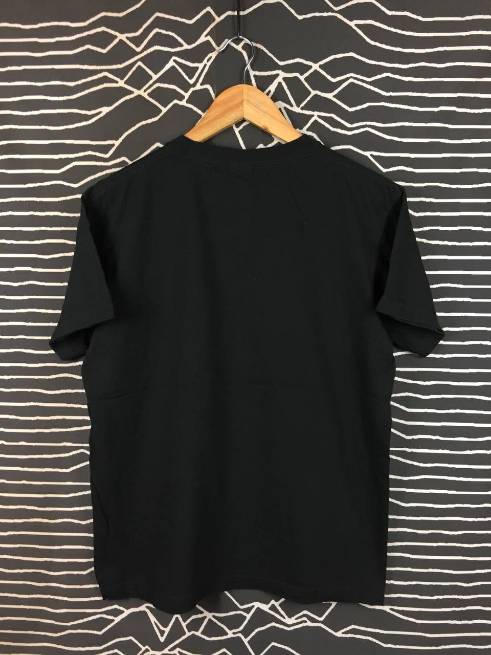 Vintage Merry Christmas Mr.Lawrence Movie David Bowie & Sakamoto Tee Size US M / EU 48-50 / 2 - 4 Thumbnail