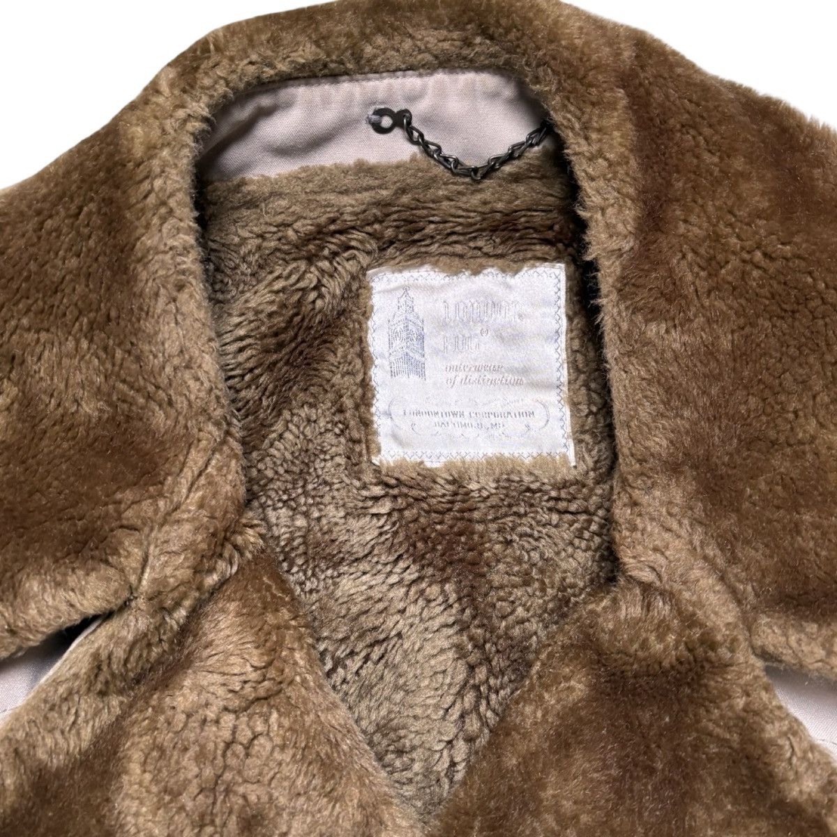 London Fog Vintage London Fog Sherpa Collar Trench Coat Size 40 Reg Size US L / EU 52-54 / 3 - 3 Thumbnail