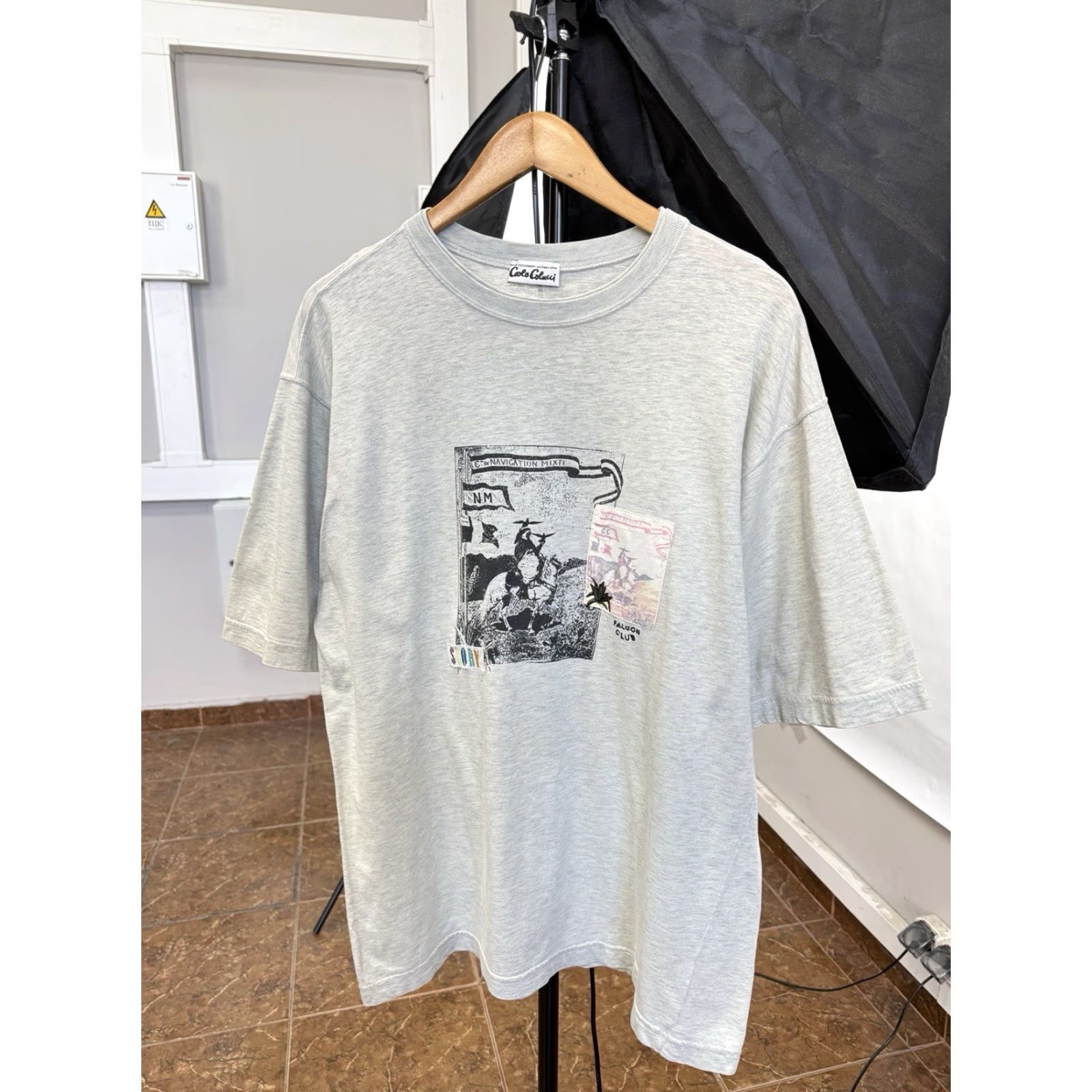 Carlo Colucci VINTAGE Carlo Colucci Tripolitaine Retro Picture T-Shirt XL Men Gray 90s Size US XL / EU 56 / 4 - 2 Thumbnail