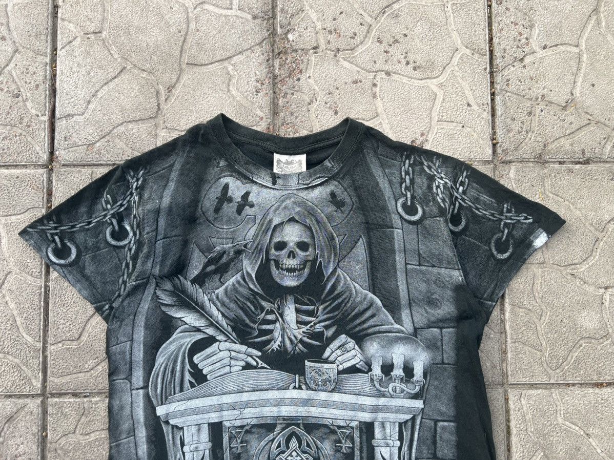 Affliction × Vintage Vintage Y2K Affliction style Skull All Over Print TShirt Size US M / EU 48-50 / 2 - 2 Thumbnail