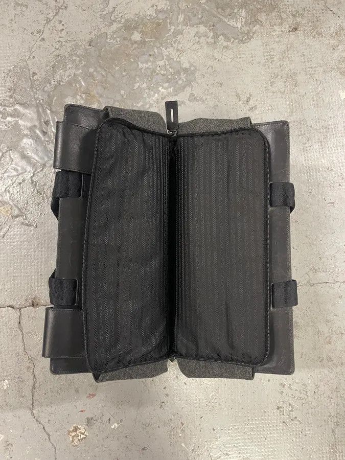 Prada FW1999 Prada Grey Bag (OS) Size ONE SIZE - 5 Thumbnail