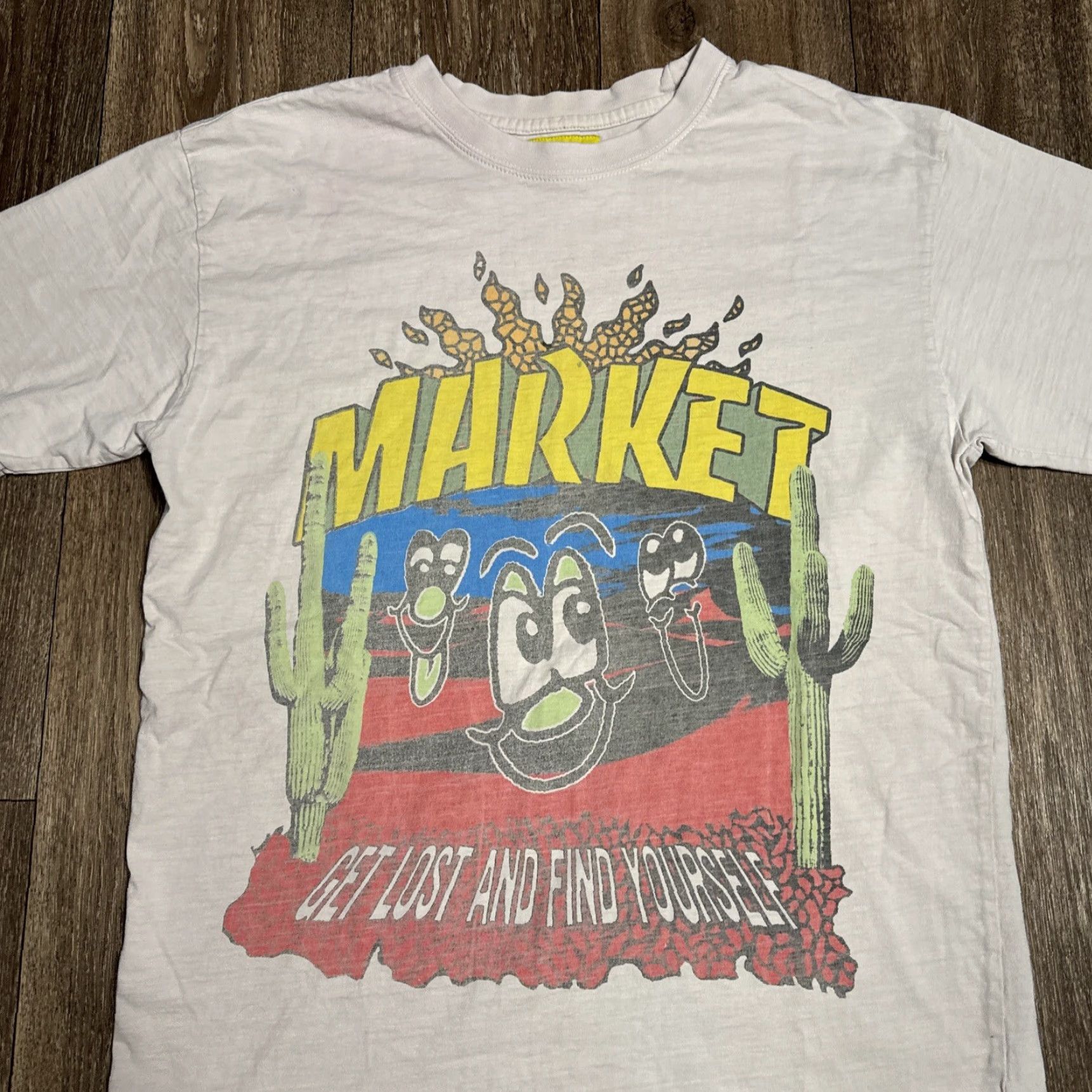 Vintage Chinatown Market Get Lost And Find Yourself White T-Shirt Medium Unisex Adults M Shirt White 90s? Size US M / EU 48-50 / 2 - 3 Thumbnail