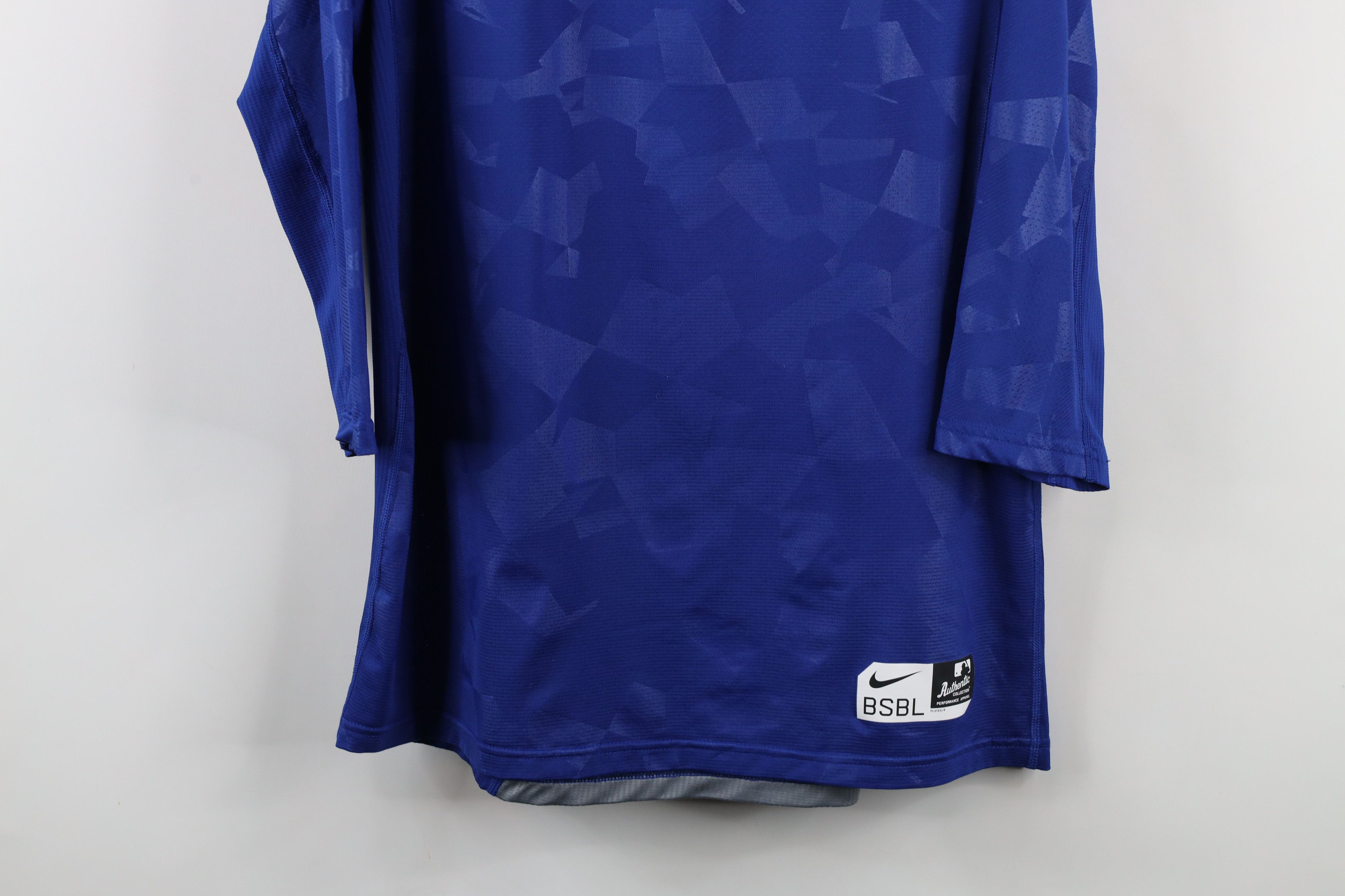 Nike × Vintage Nike Pro Hypercool Fitted Toronto Blue Jays Raglan T-Shirt Size US L / EU 52-54 / 3 - 3 Thumbnail