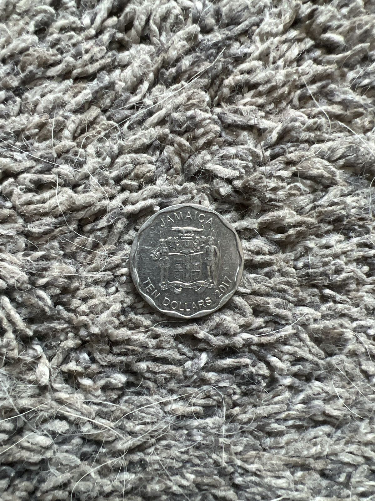 Hypebeast 2017 Jamaica Ten Dollars Coin Size ONE SIZE - 2 Thumbnail
