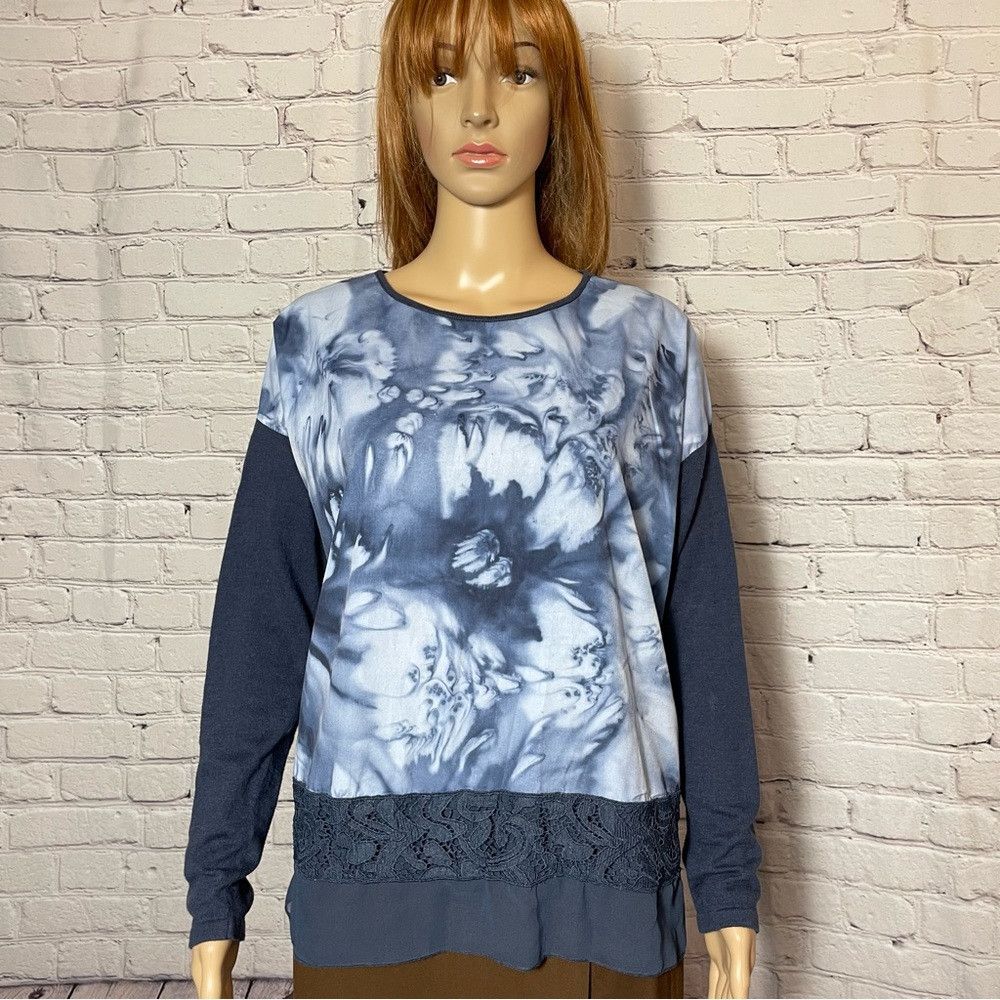 Chicos Chico's Blue Floral Sweater Size 2 US L Size L / US 10 / IT 46 - 2 Thumbnail